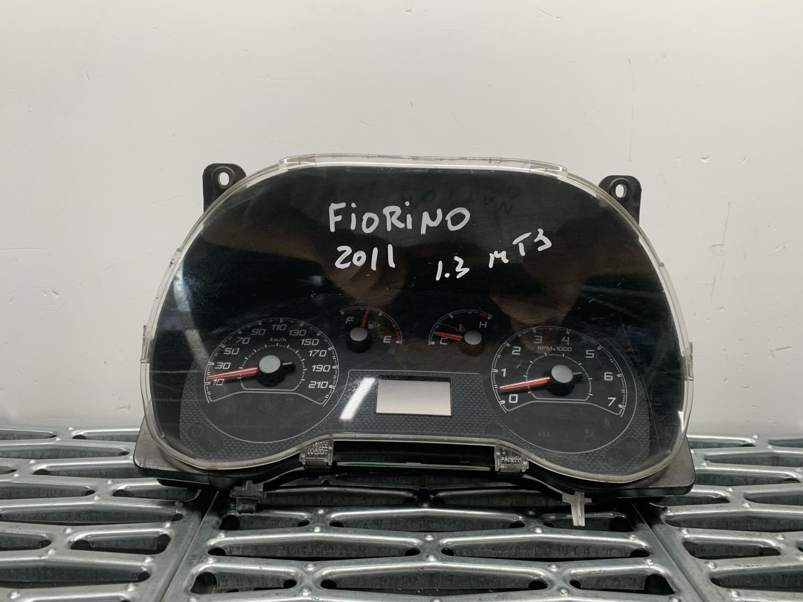 Quadro strumenti compl. - Immagine 1 di 9