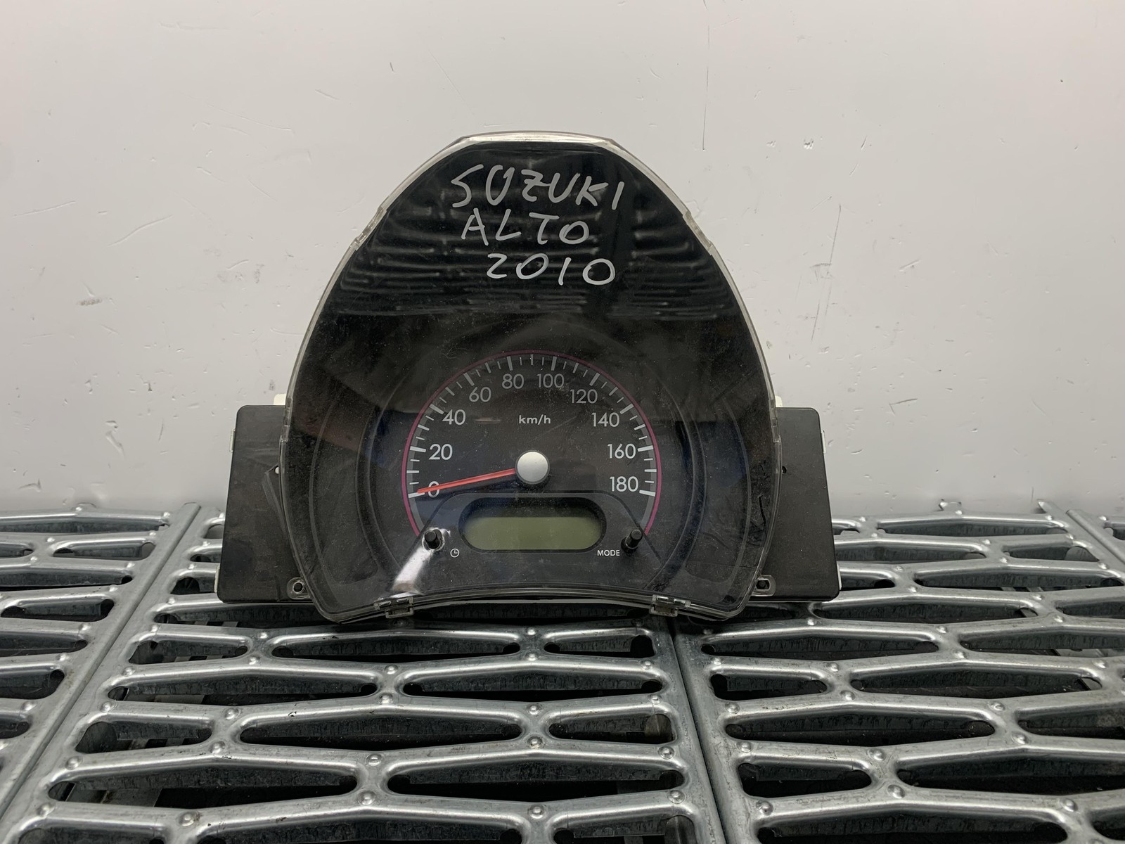 Quadro strumenti compl. - Immagine 1 di 6