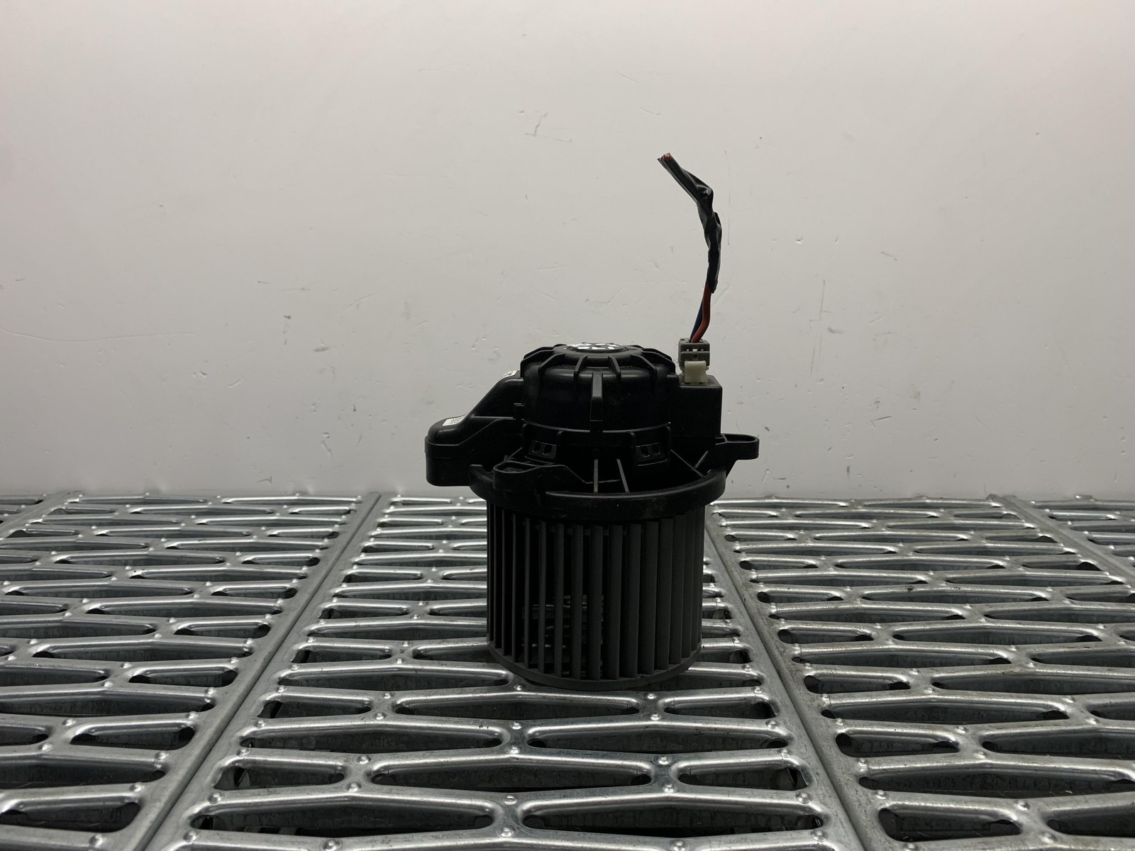 Motorino ventilazione abitacolo - Immagine 1 di 7