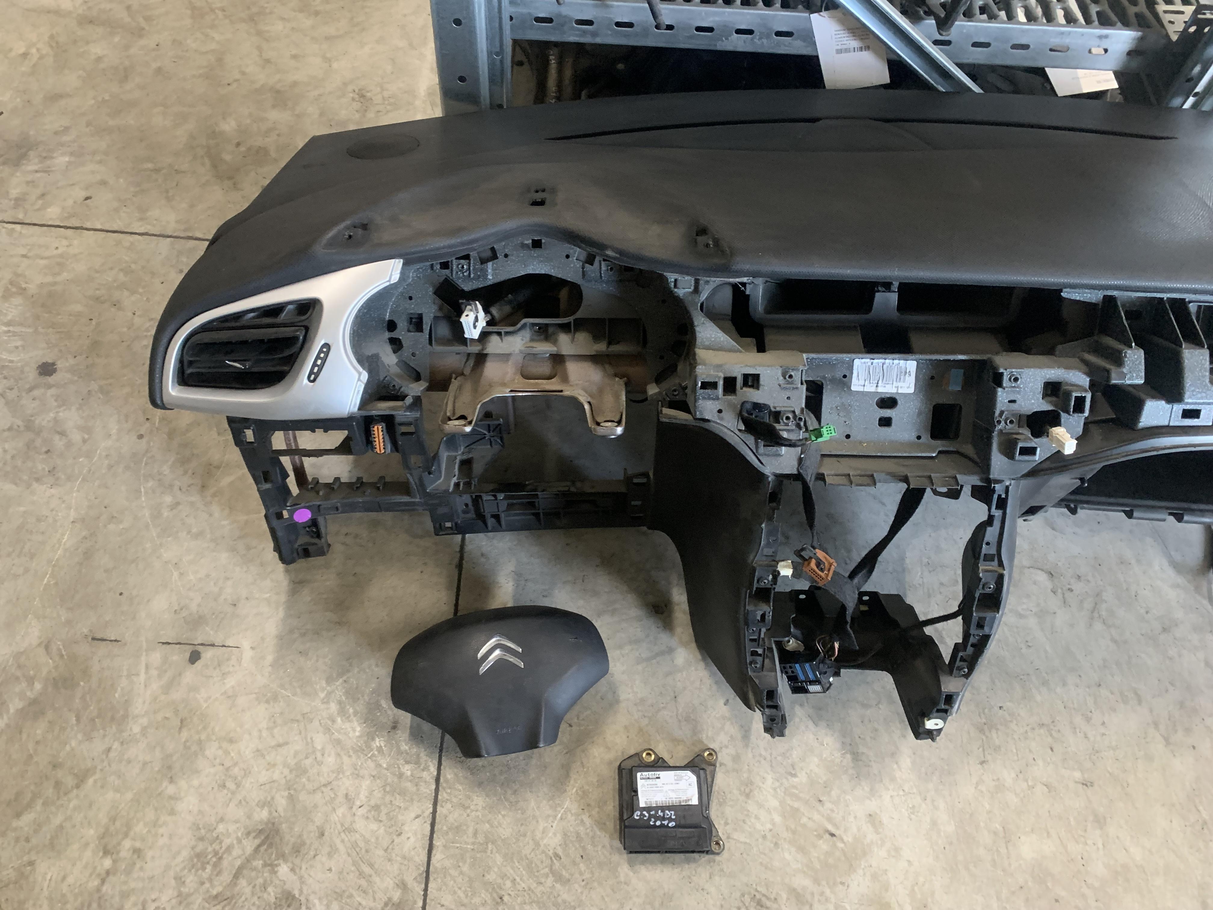 Dispositivo airbag lato passeggero - Immagine 1 di 6
