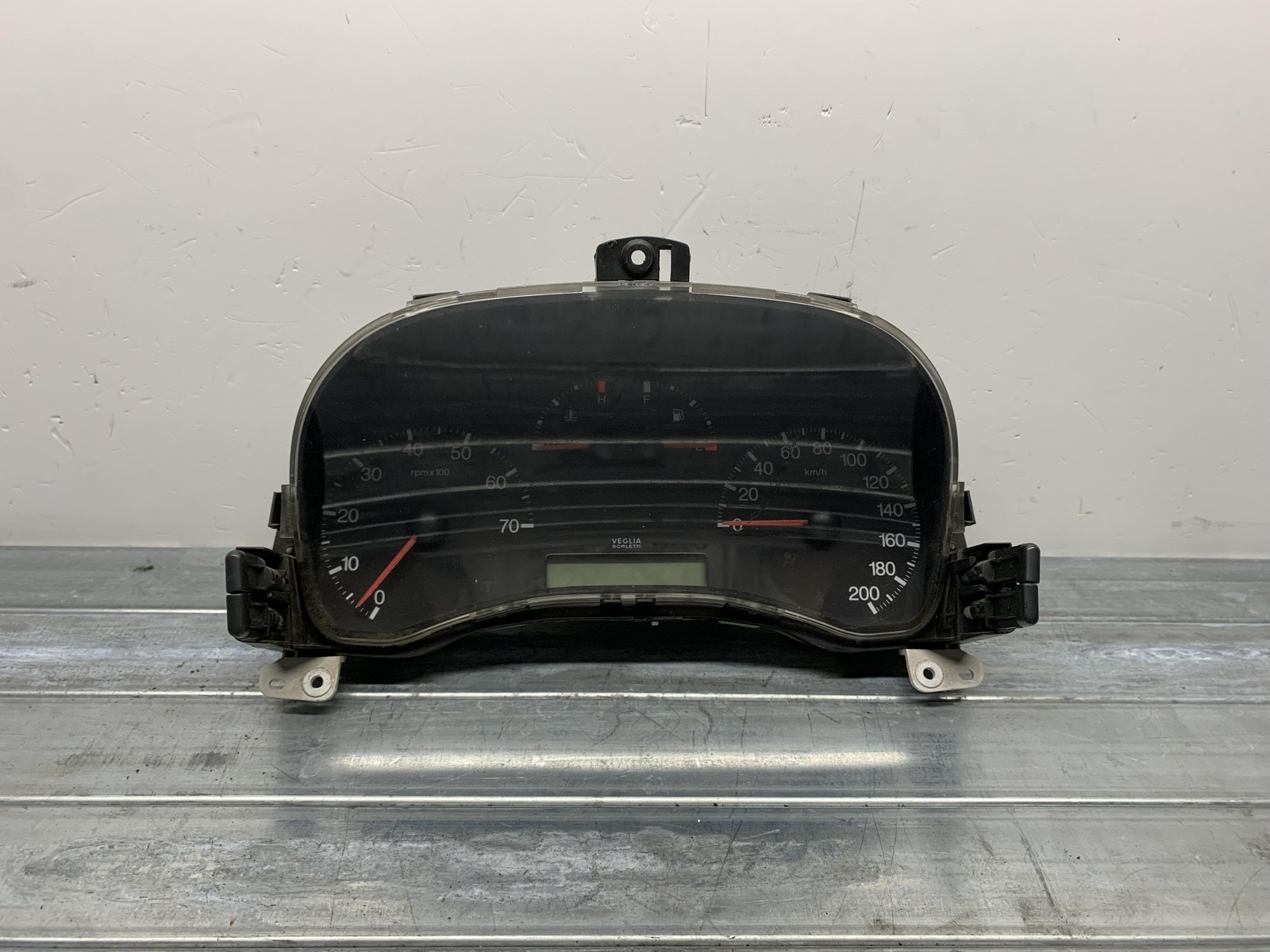 Quadro strumenti compl. - Immagine 1 di 8