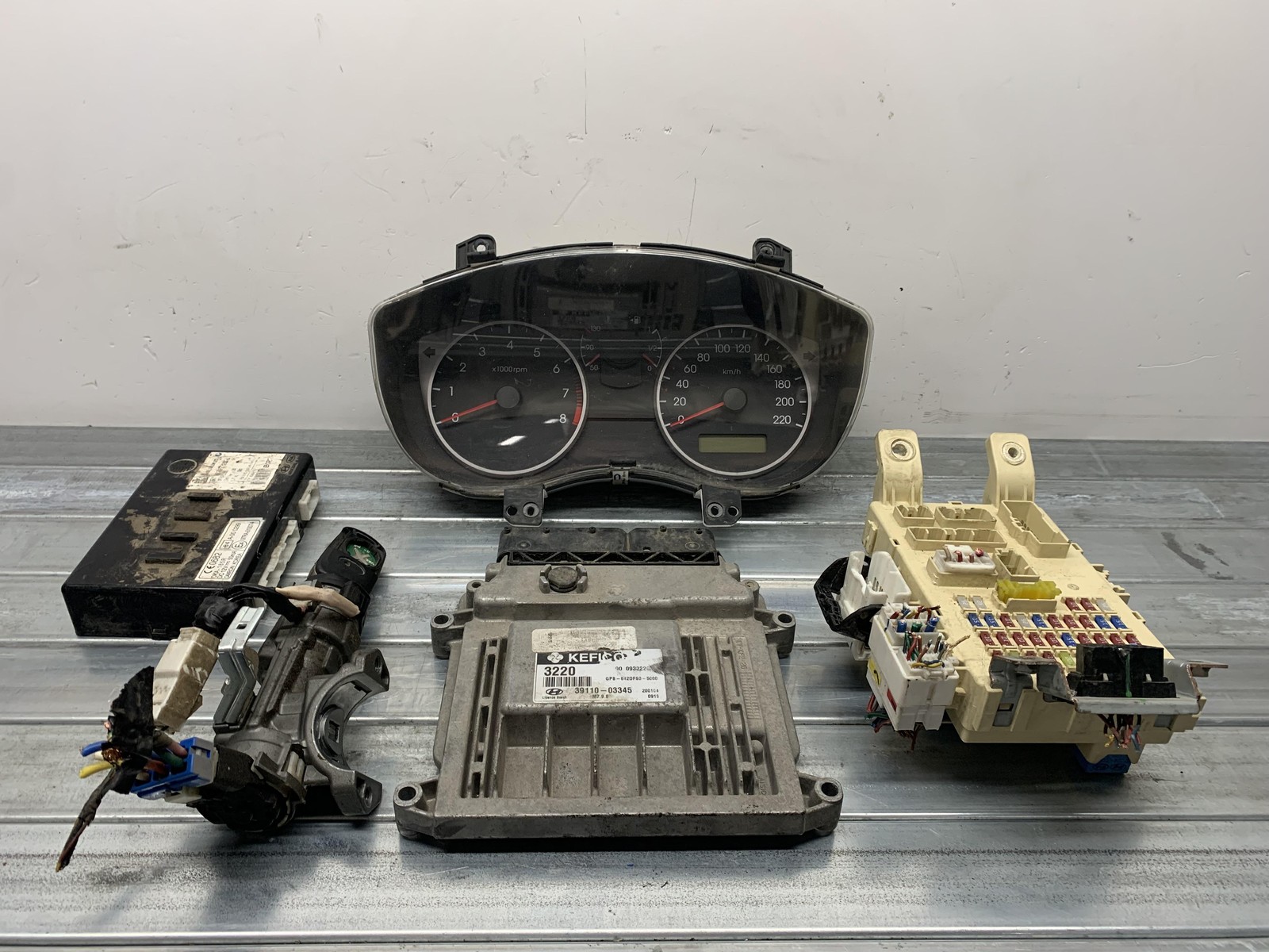 Kit Centralina Motore - Immagine 1 di 7
