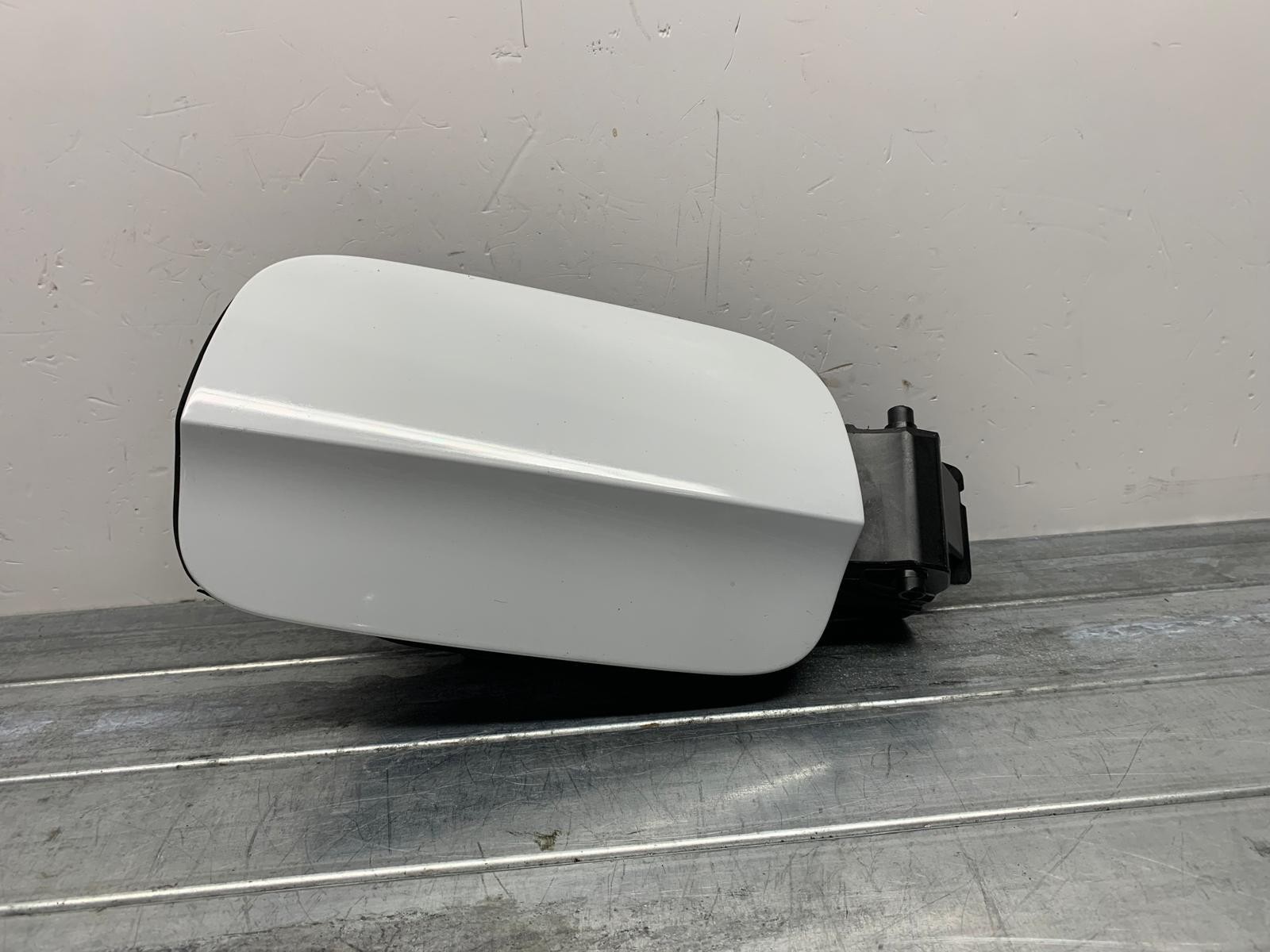 Sportello carburante - Immagine 1 di 7