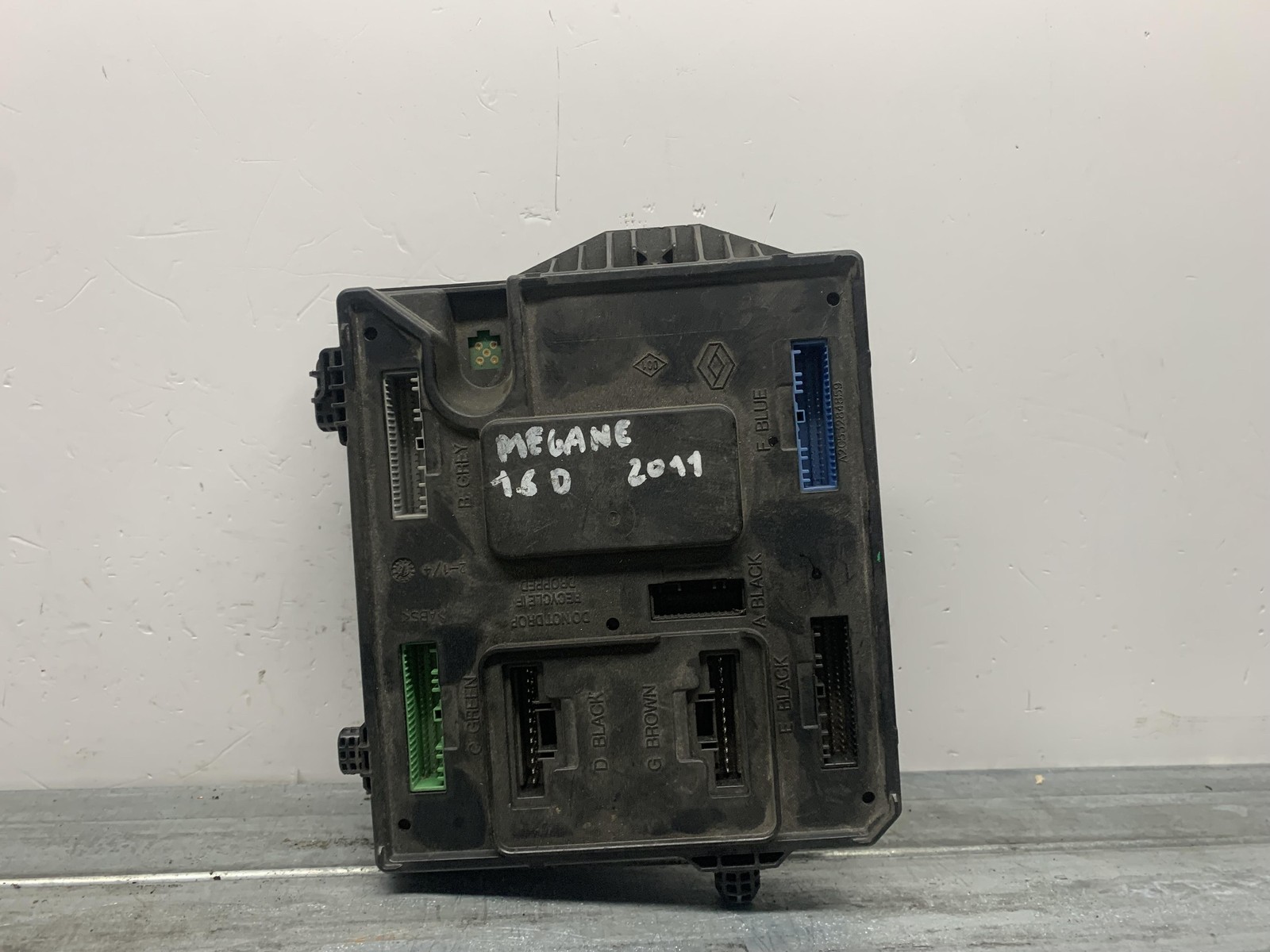 Body Computer 284B17715R Usato