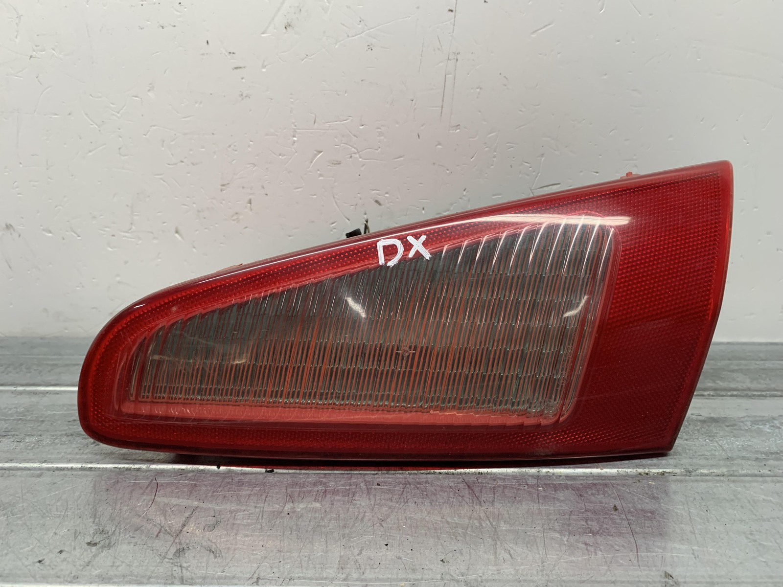 fanale stop supplementare destro - Immagine 1 di 5