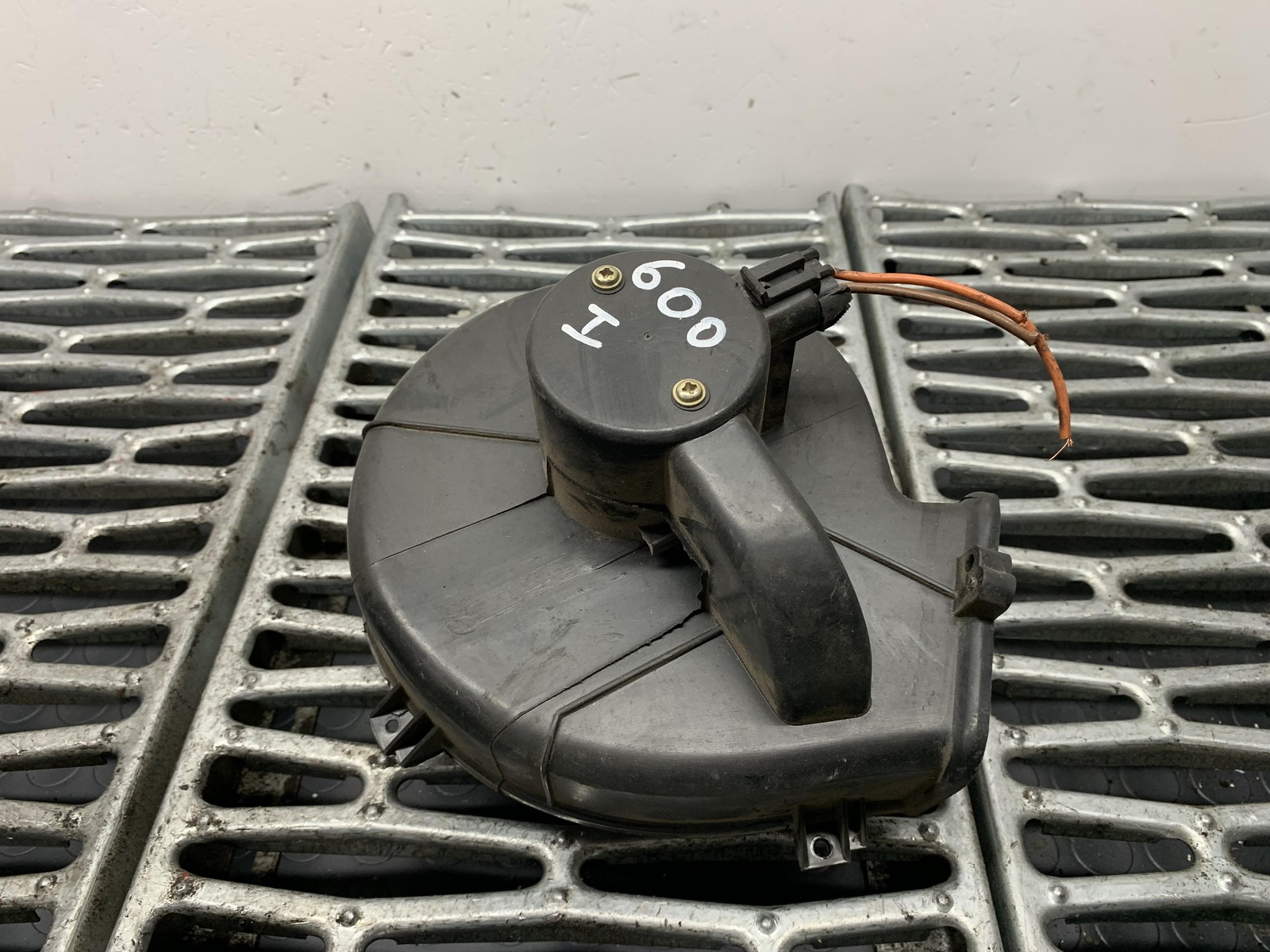 Motorino ventilazione abitacolo - Immagine 1 di 3