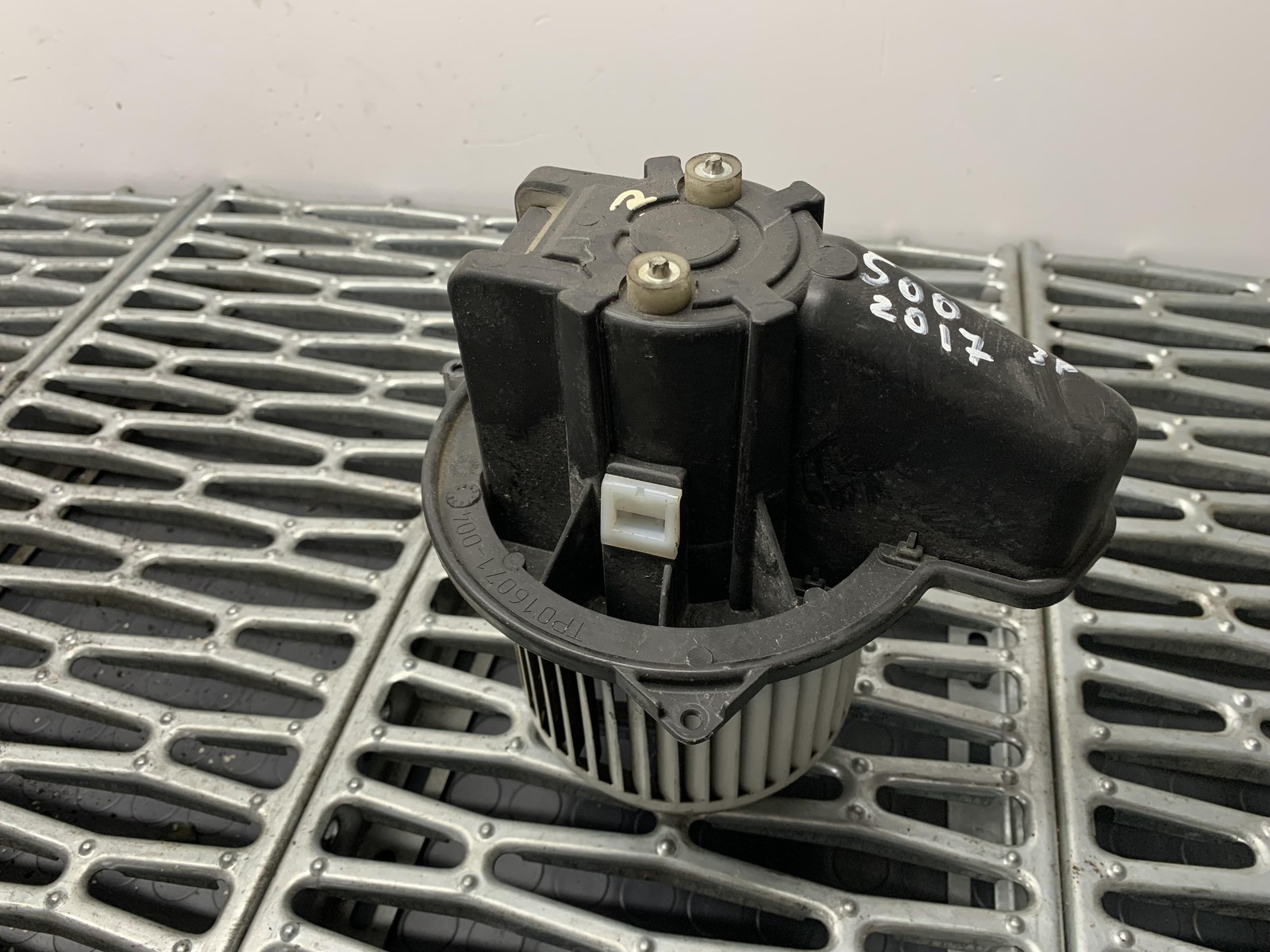 Motorino ventilazione abitacolo - Immagine 1 di 3