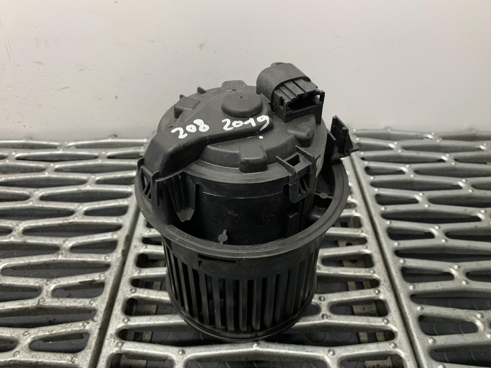Motorino Ventilazione Abitacolo T1013140A Usato