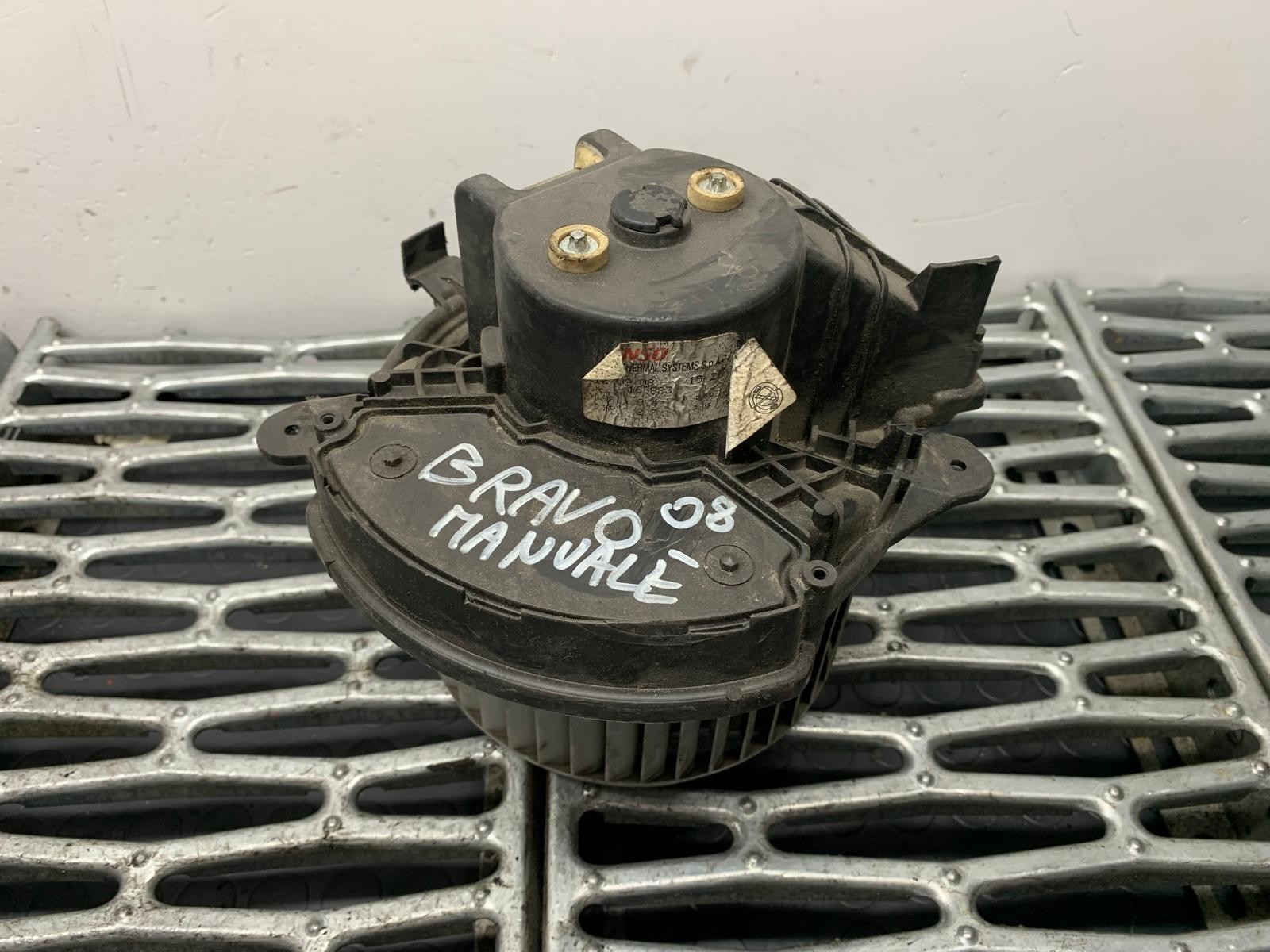Motorino ventilazione abitacolo - Immagine 1 di 3