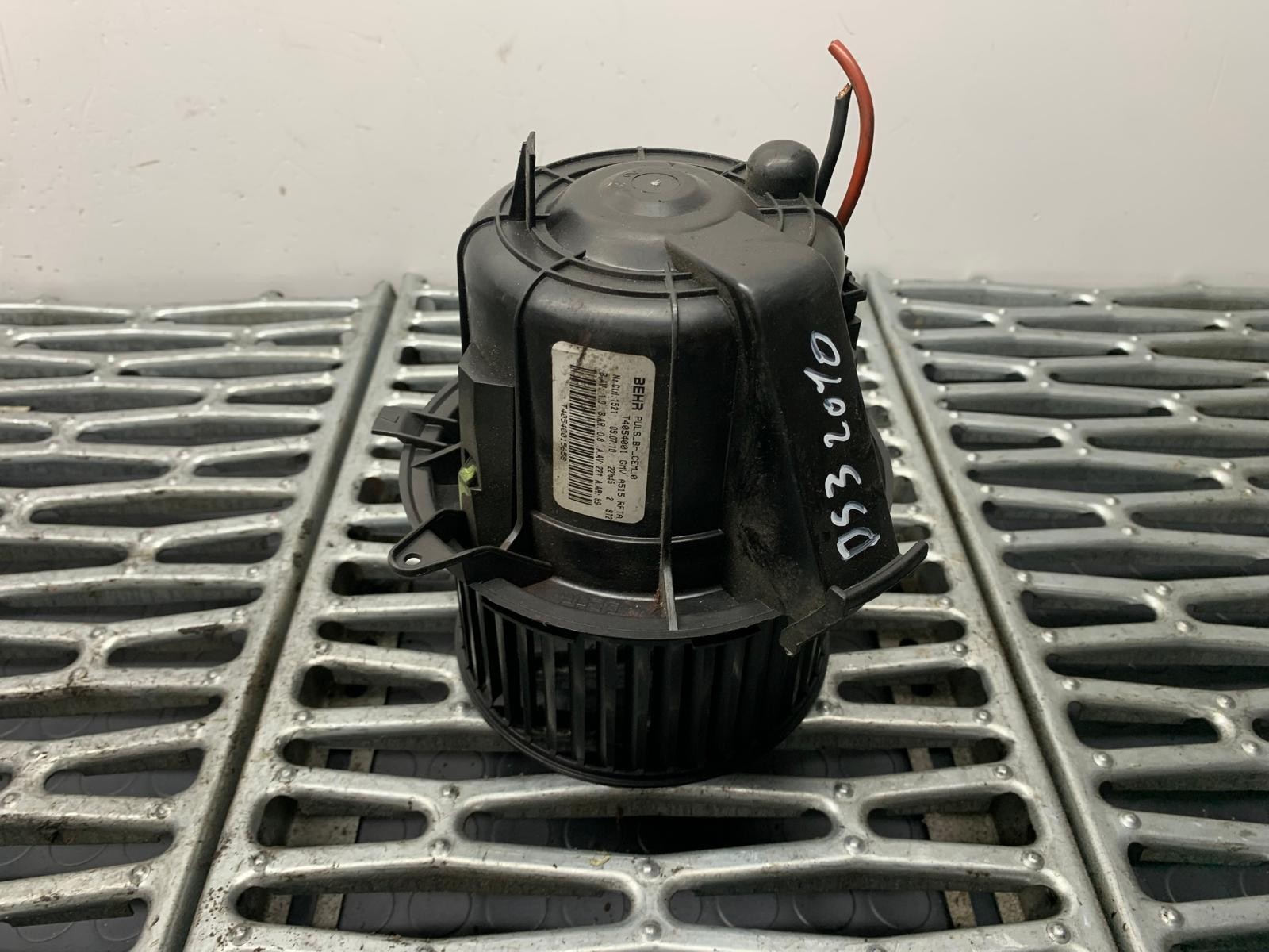 Motorino ventilazione abitacolo - Immagine 1 di 3