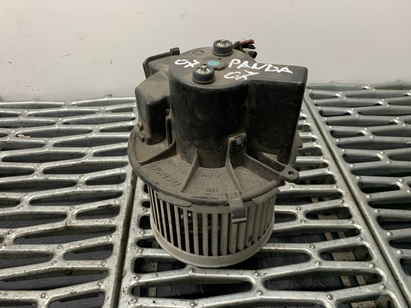 Motorino ventilazione abitacolo - Immagine 1 di 3