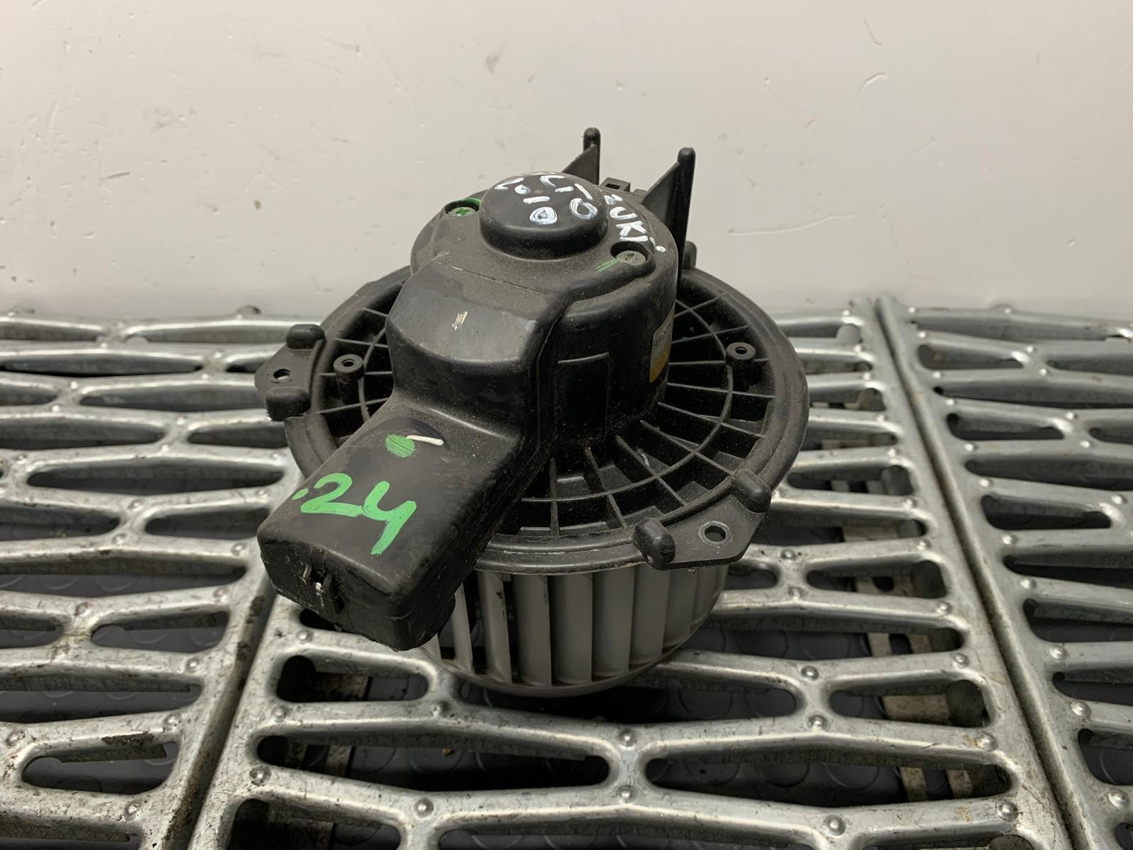 Motorino Ventilazione Abitacolo 2825009000 Usato