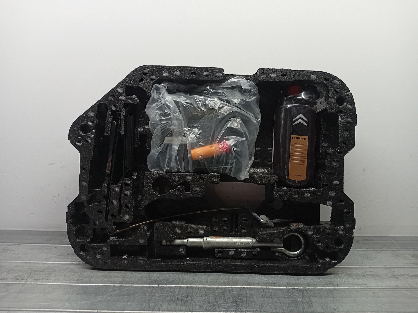 Kit gonfiaggio ruote - Immagine 1 di 2
