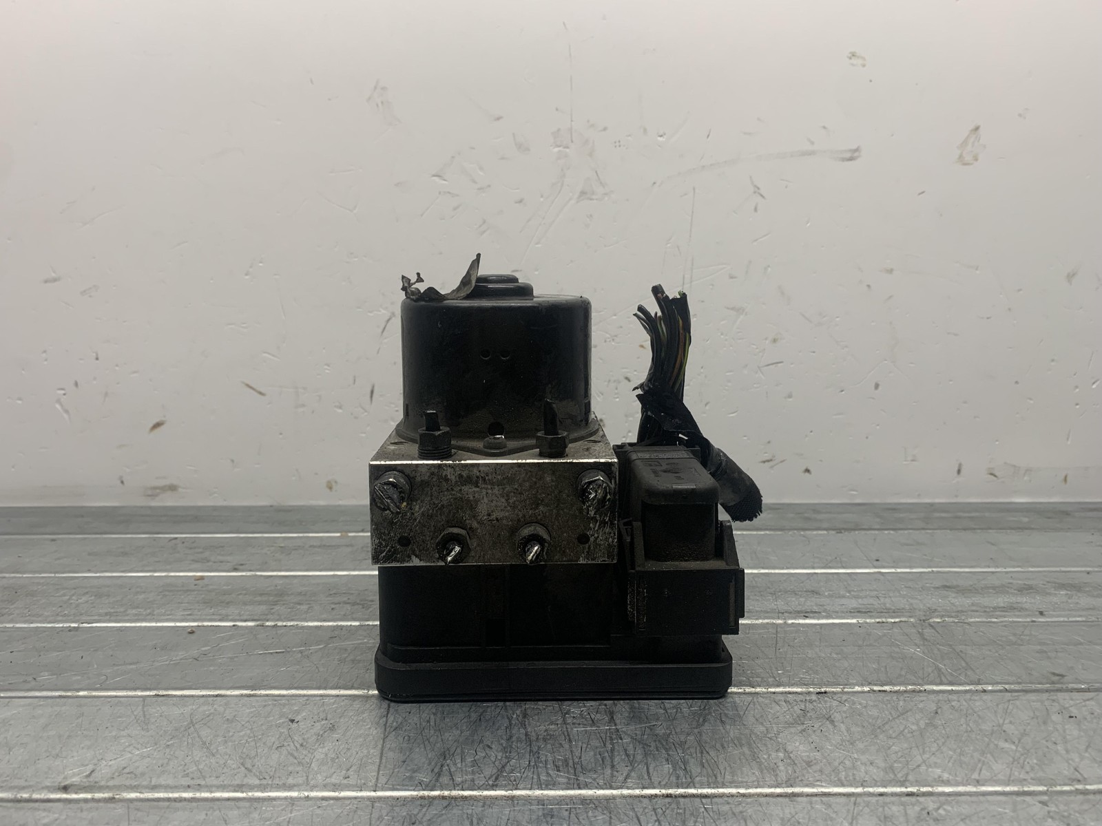 Centralina ABS - Immagine 1 di 6