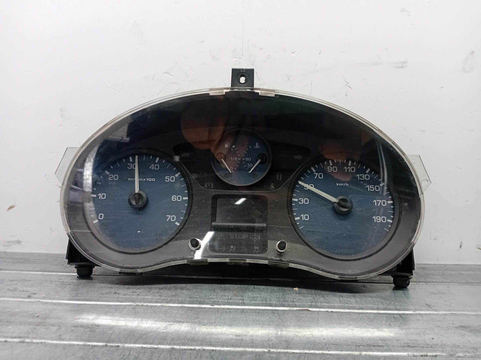 Quadro strumenti compl. - Immagine 1 di 3