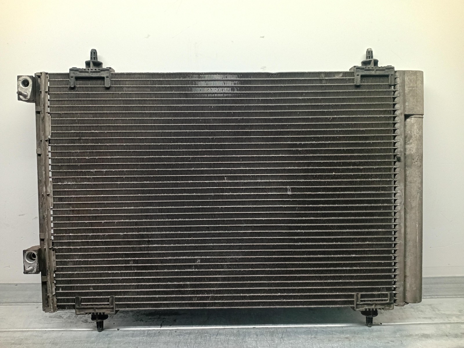 Condensatore a/c - Immagine 1 di 4