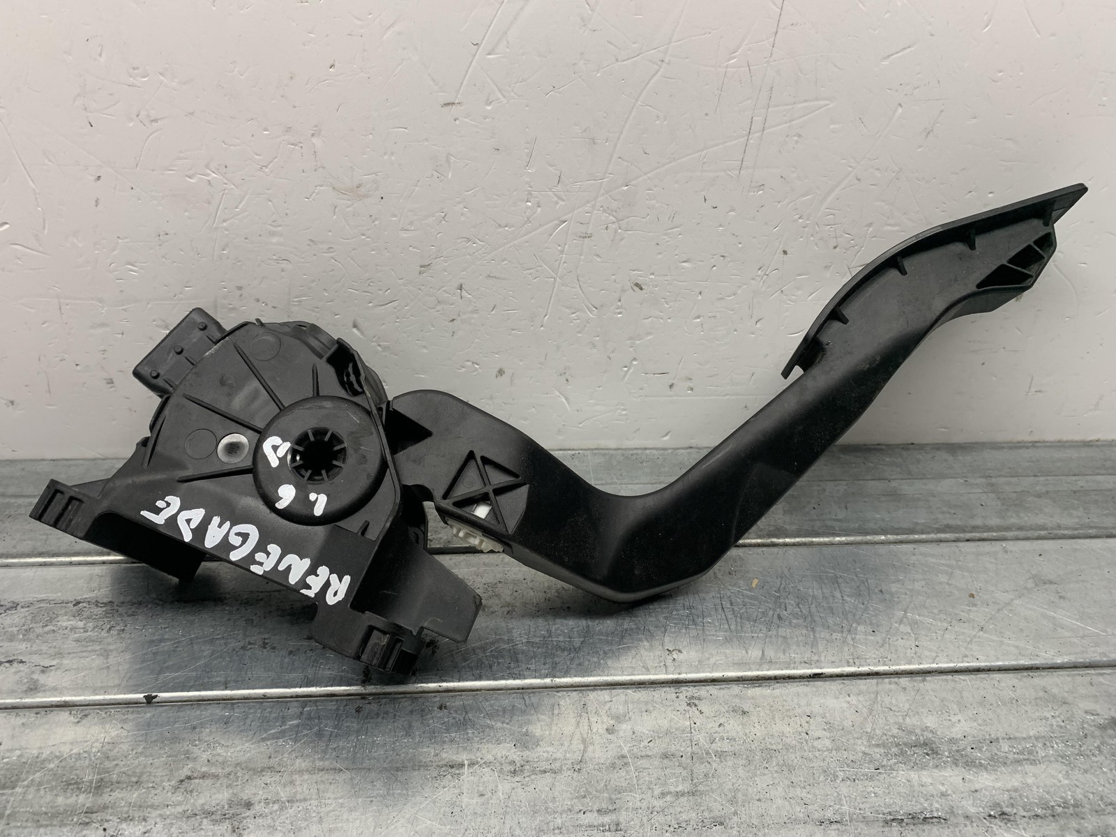 Pedale Acceleratore 6PV01017515 Usato