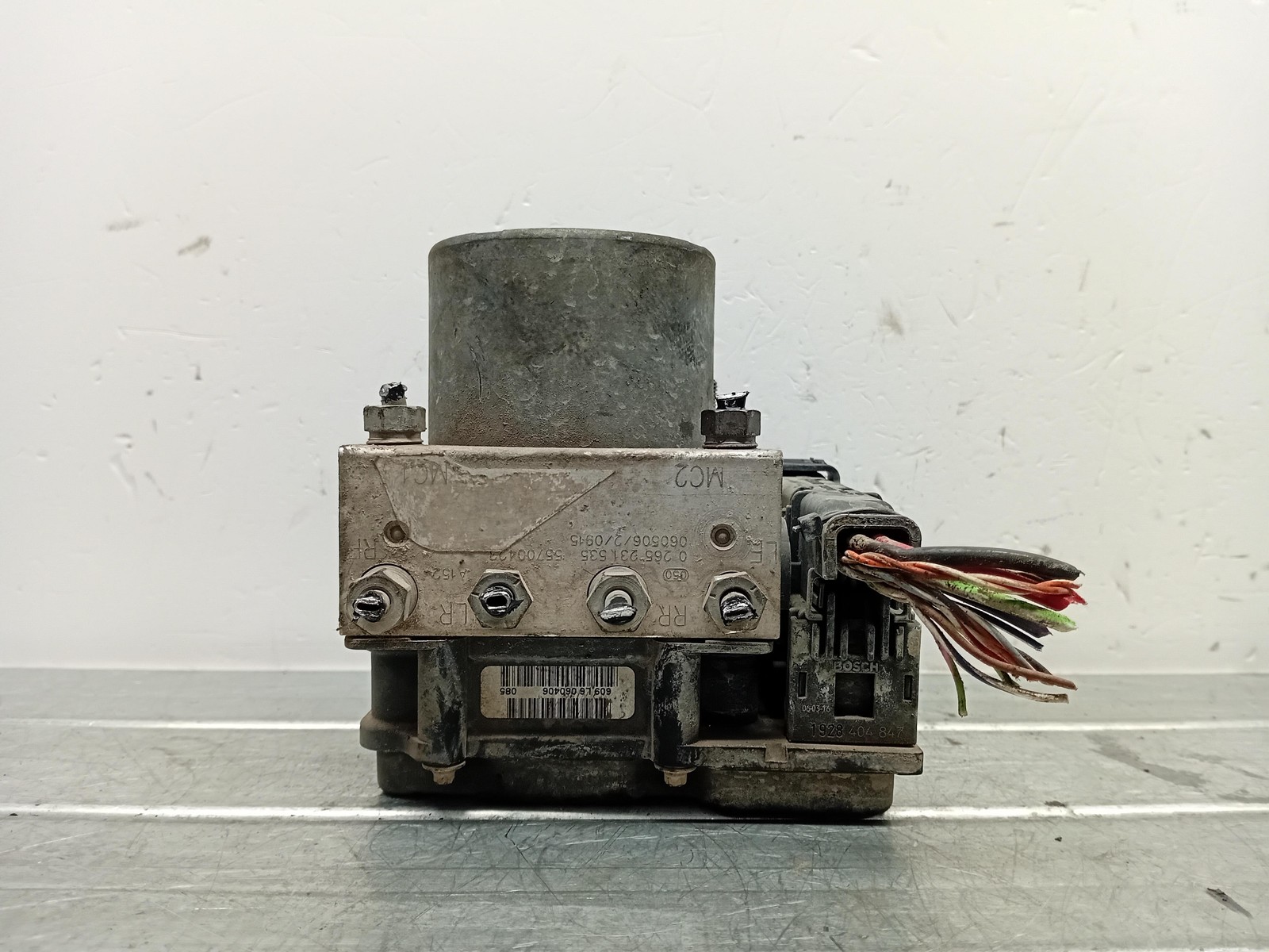 Centralina Abs (Bosch) 0265800421,68411M0316 Usato