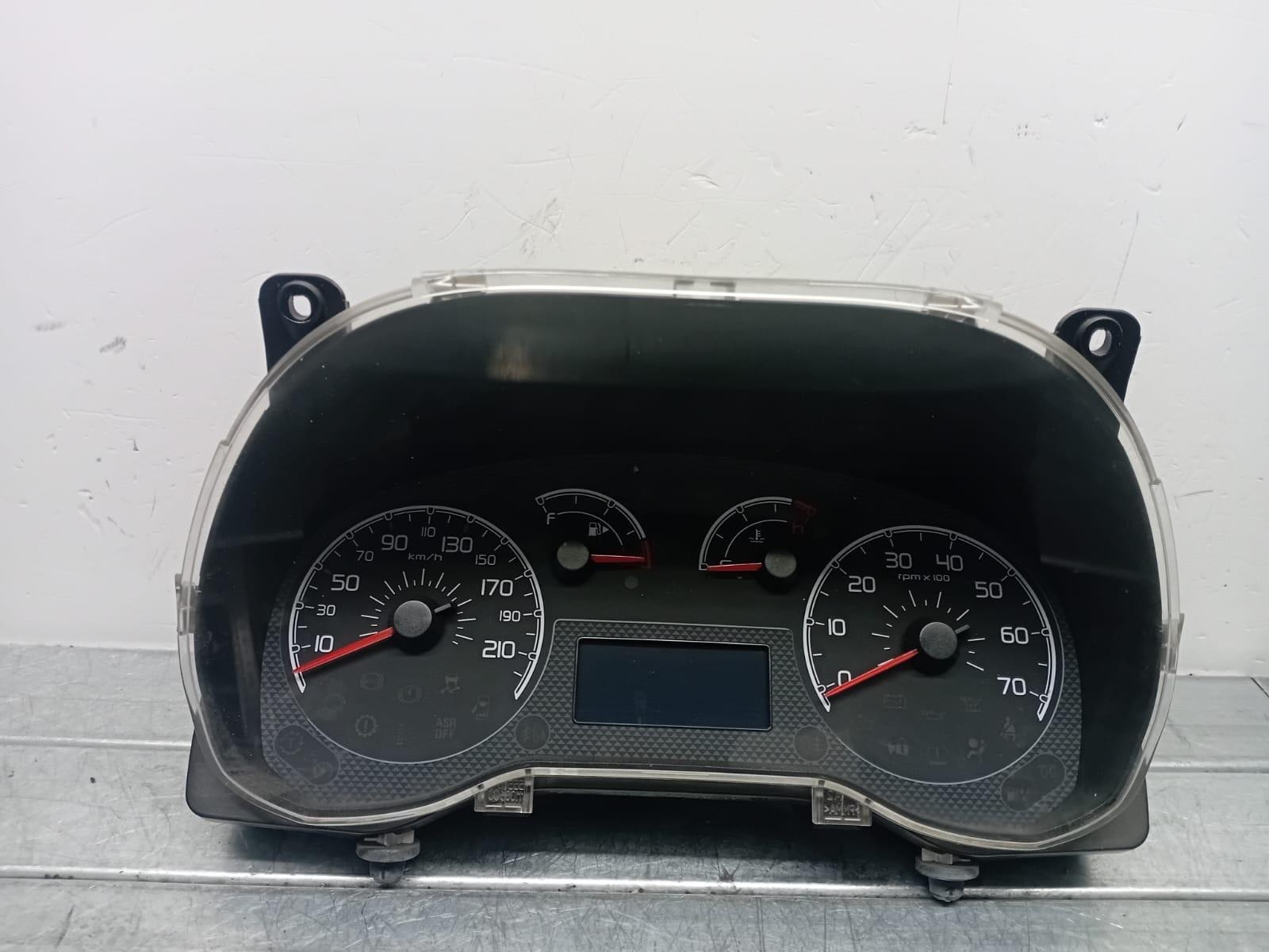 Quadro Strumenti - Immagine 1 di 9