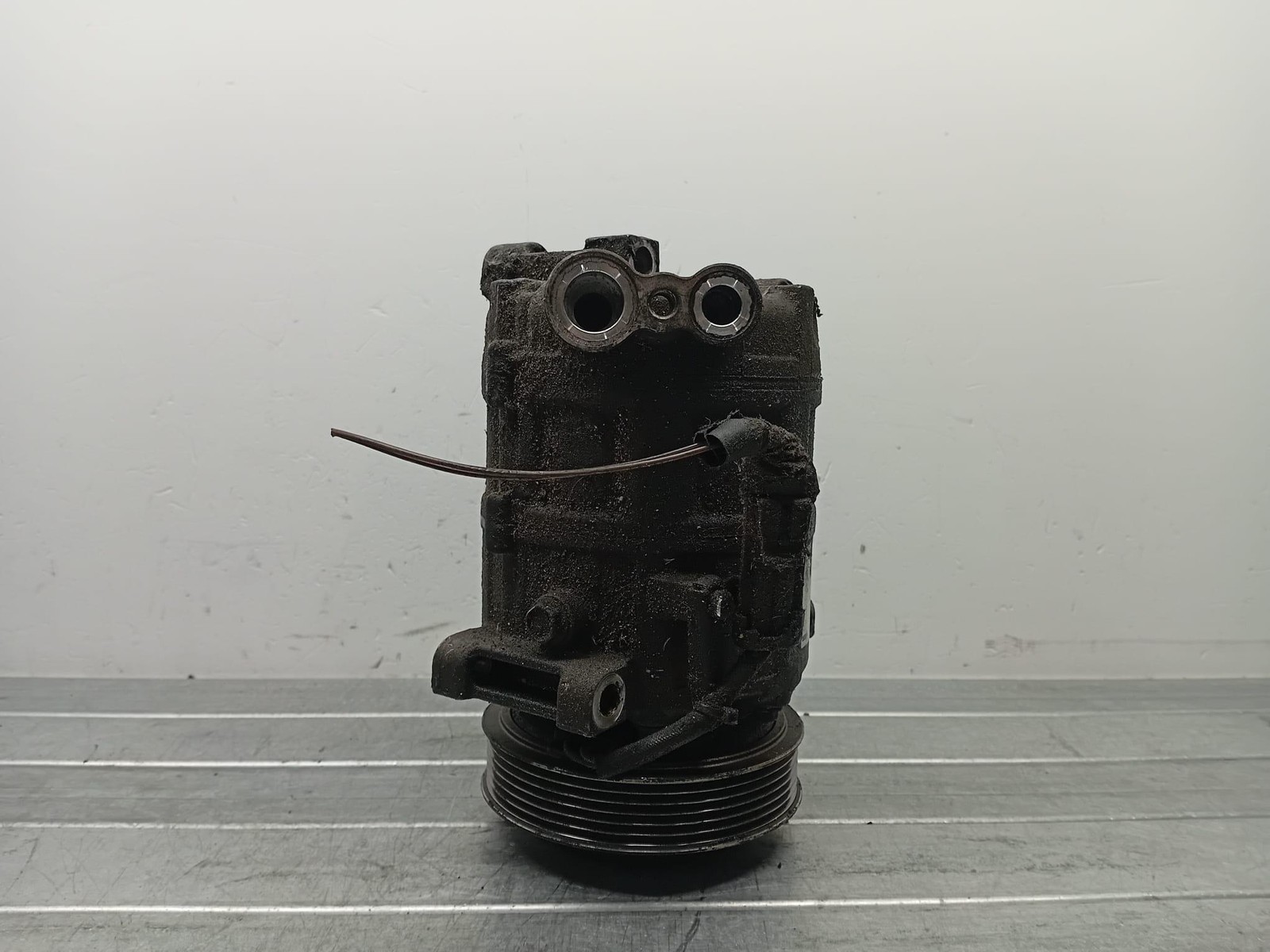 Compressore a/c - Immagine 1 di 5