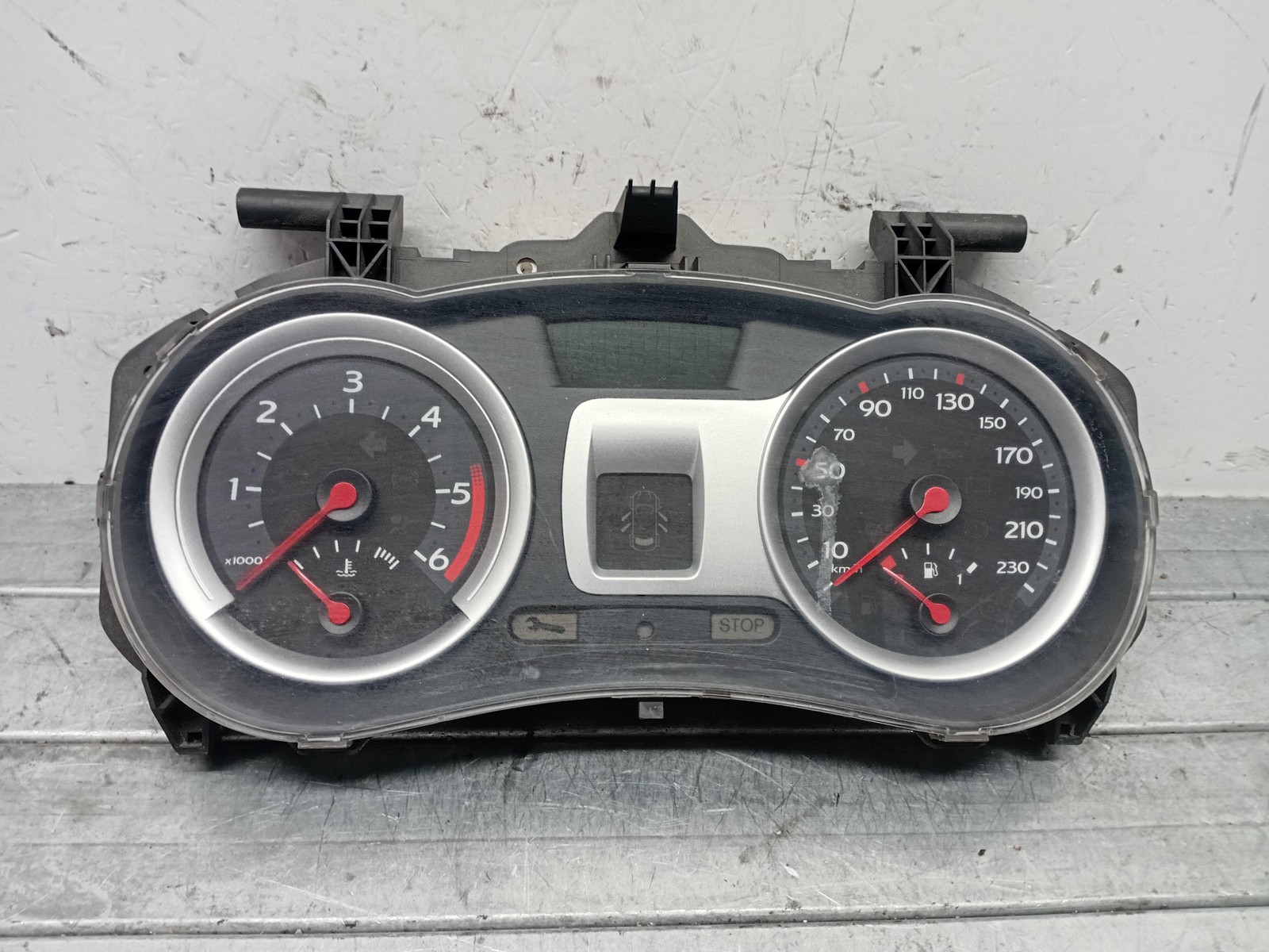 Quadro strumenti compl. - Immagine 1 di 3