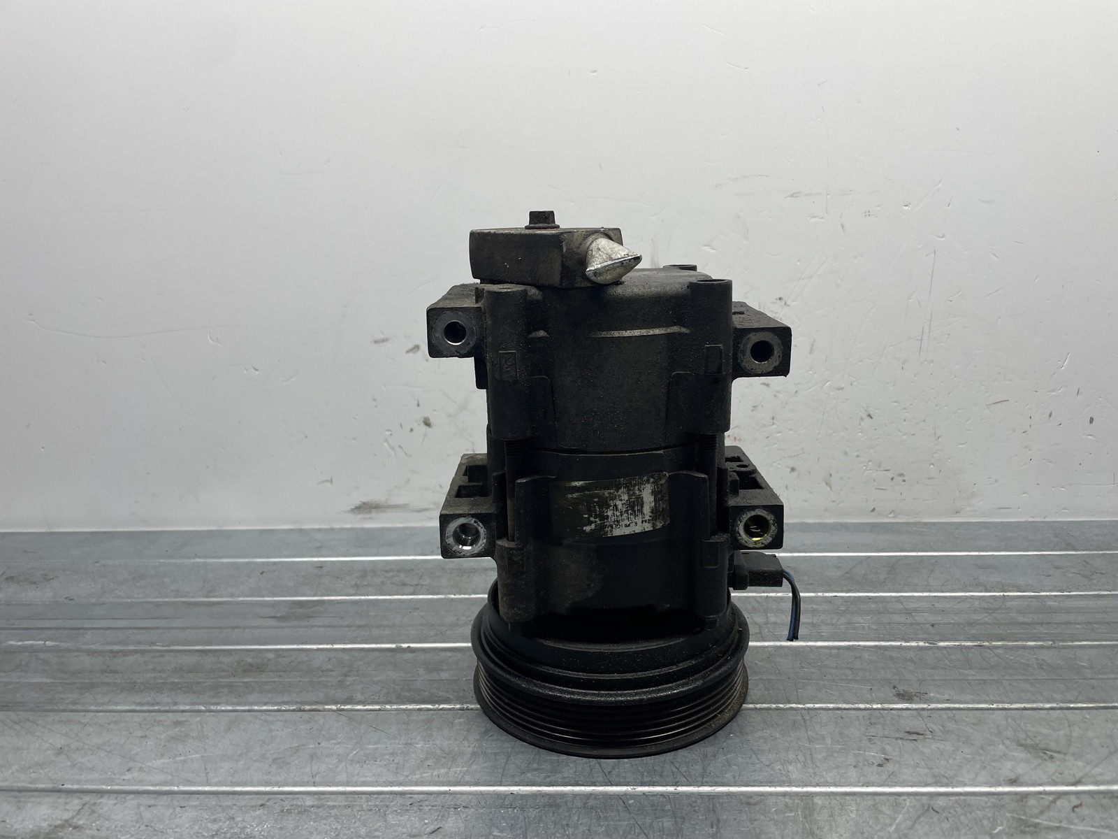 Compressore a/c - Immagine 1 di 5