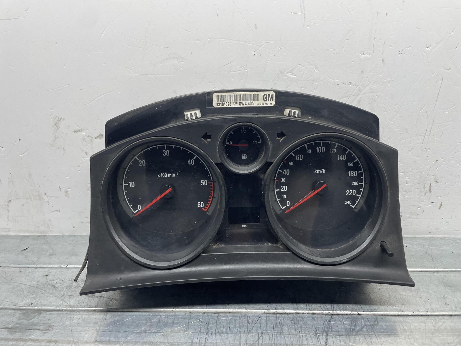 Quadro strumenti compl. - Immagine 1 di 4