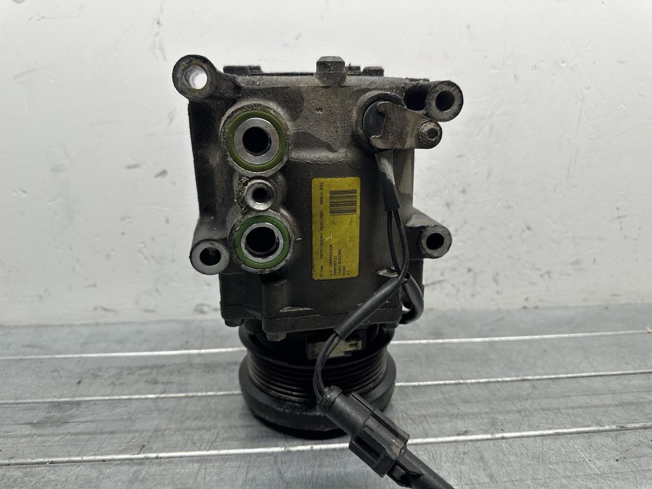 Compressore a/c - Immagine 1 di 5