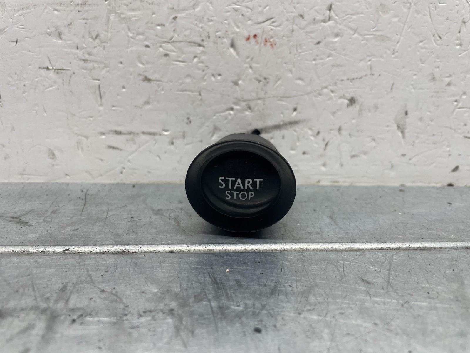 interruttore start and stop - Immagine 1 di 3