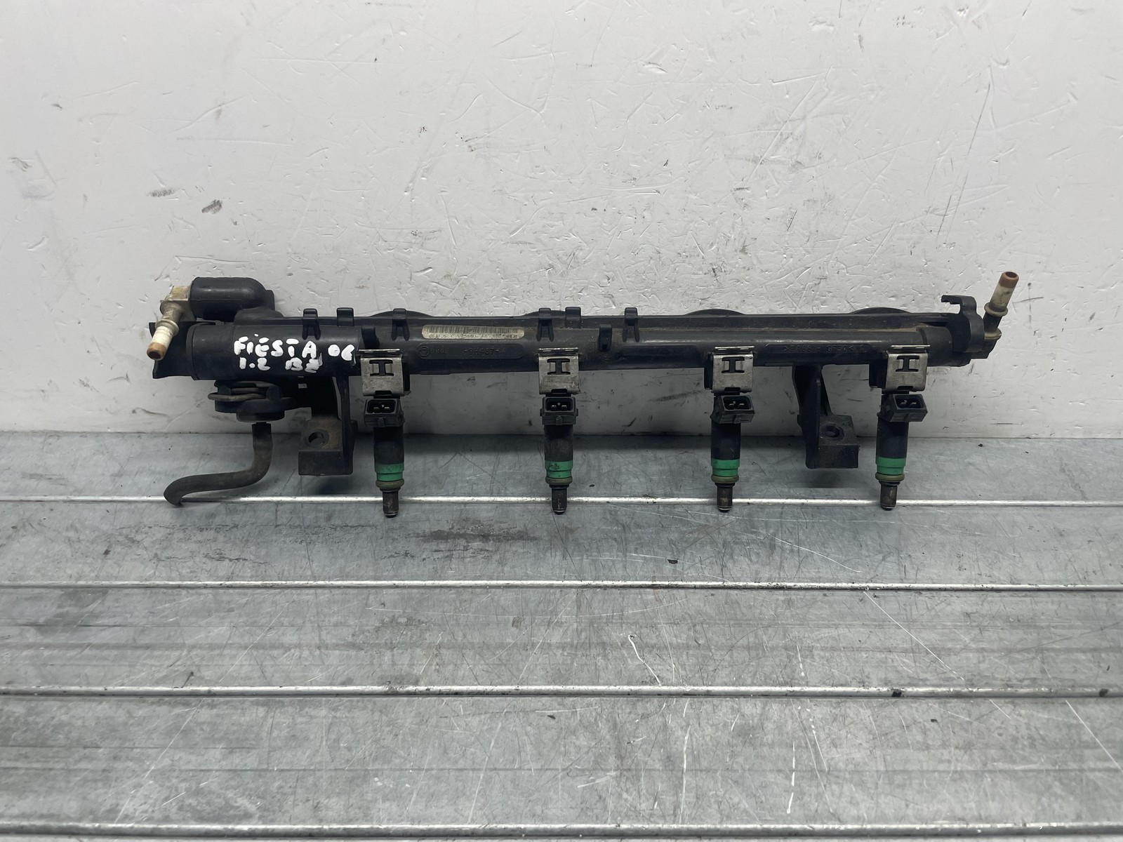 Iniettore 5S669H487AA Usato