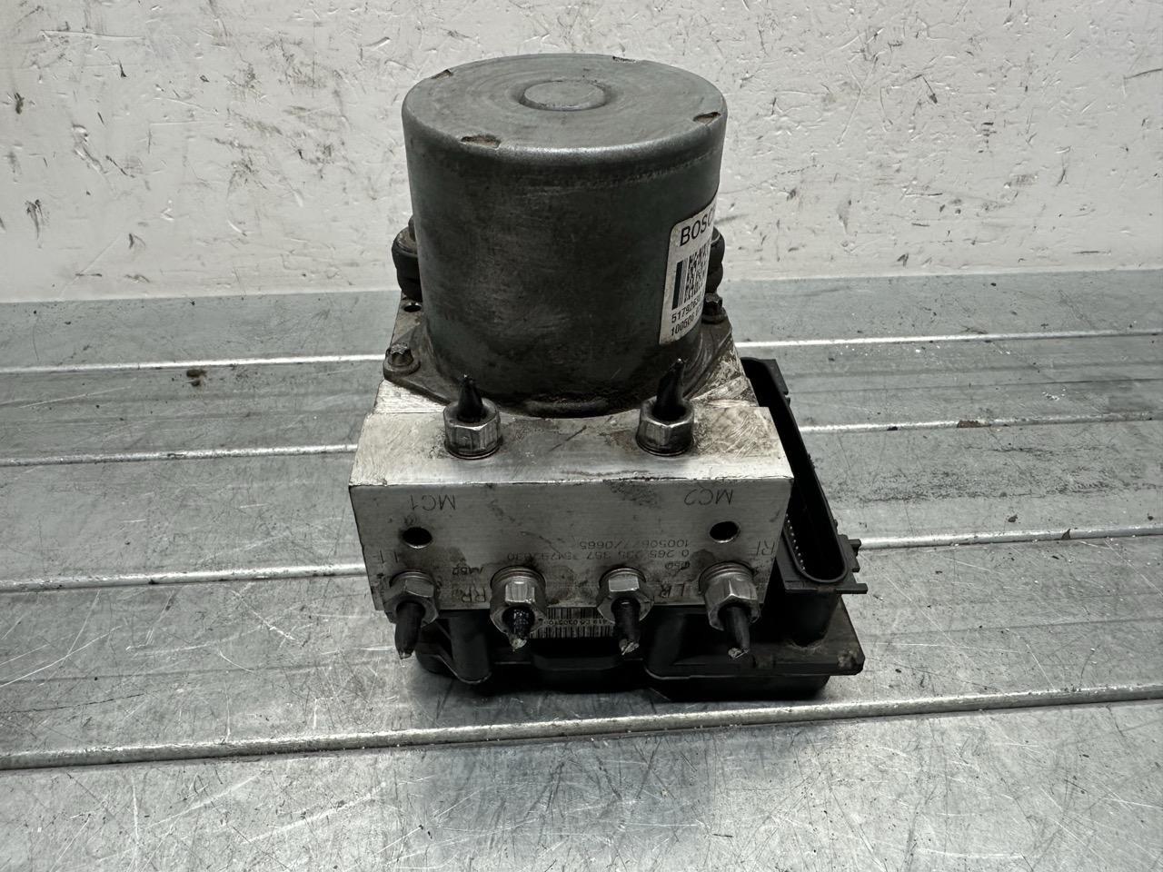 Centralina Abs (Bosch) 0265950711 Usato