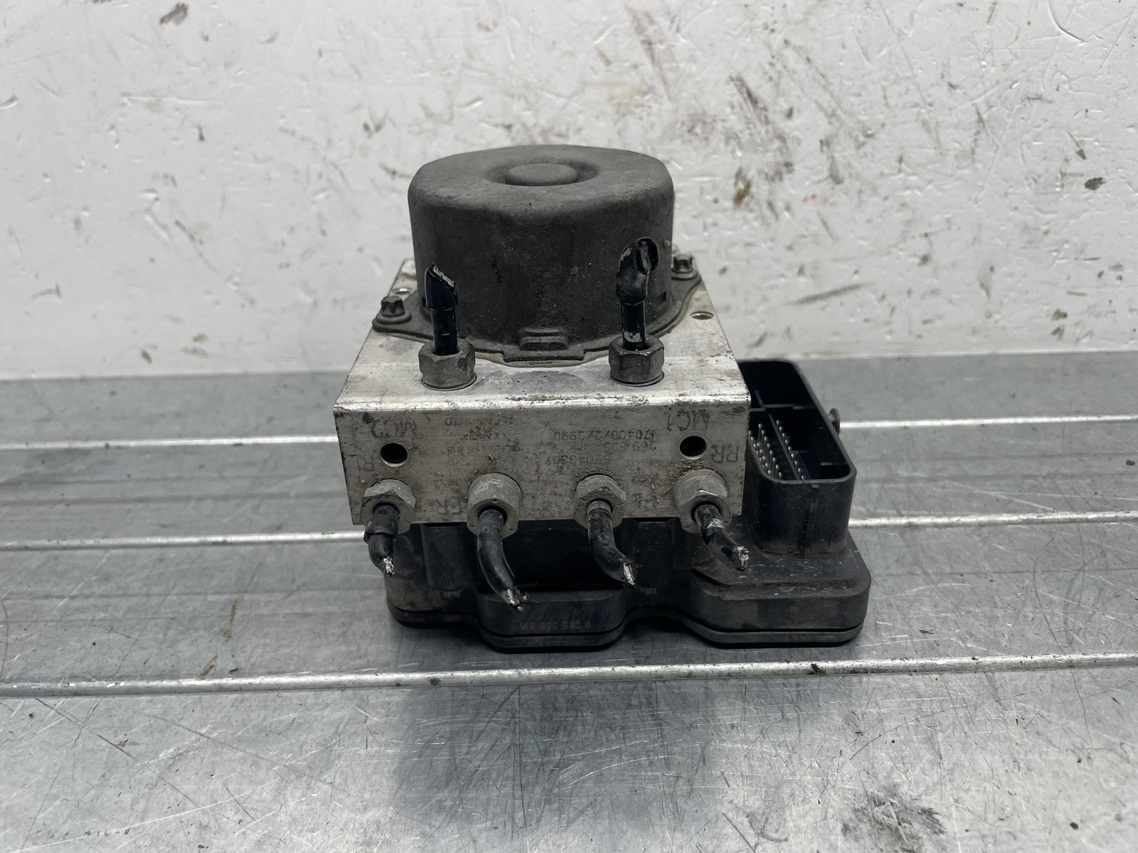 Centralina Abs (Bosch) 2265106516,0265956519 Usato