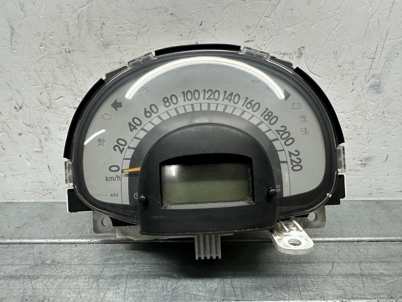 Quadro strumenti compl. - Immagine 1 di 4