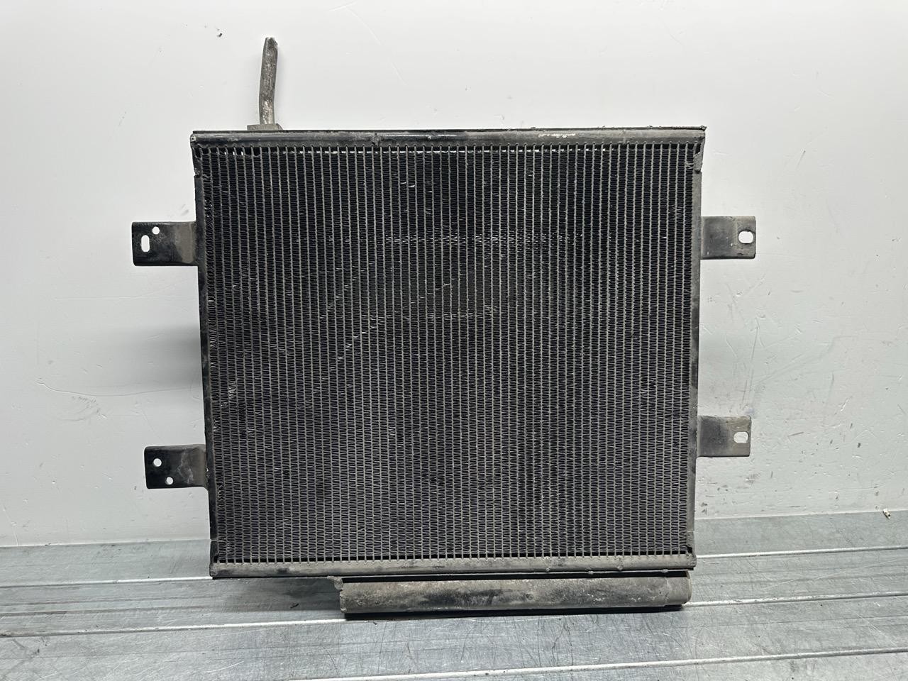 Condensatore a/c - Immagine 1 di 2