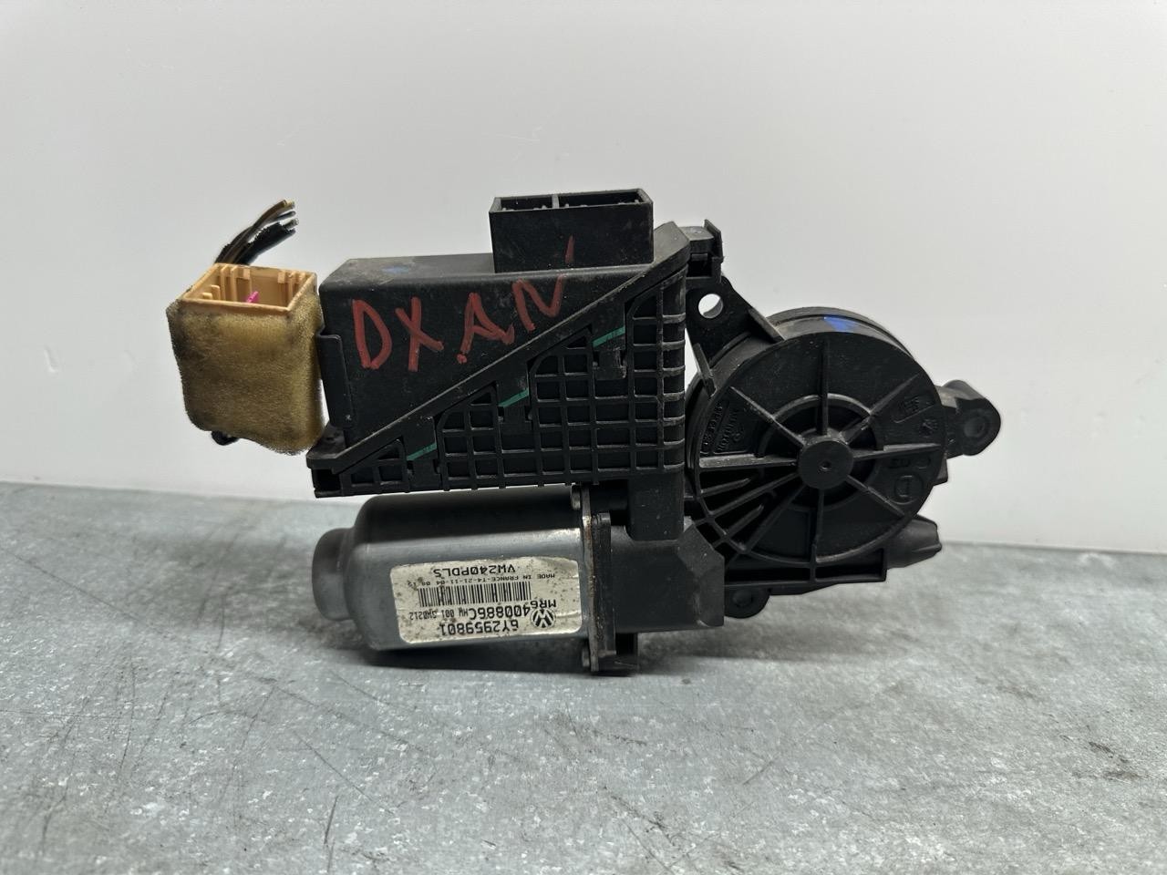Motorino alzacristallo porta ant. Destro - Immagine 1 di 4