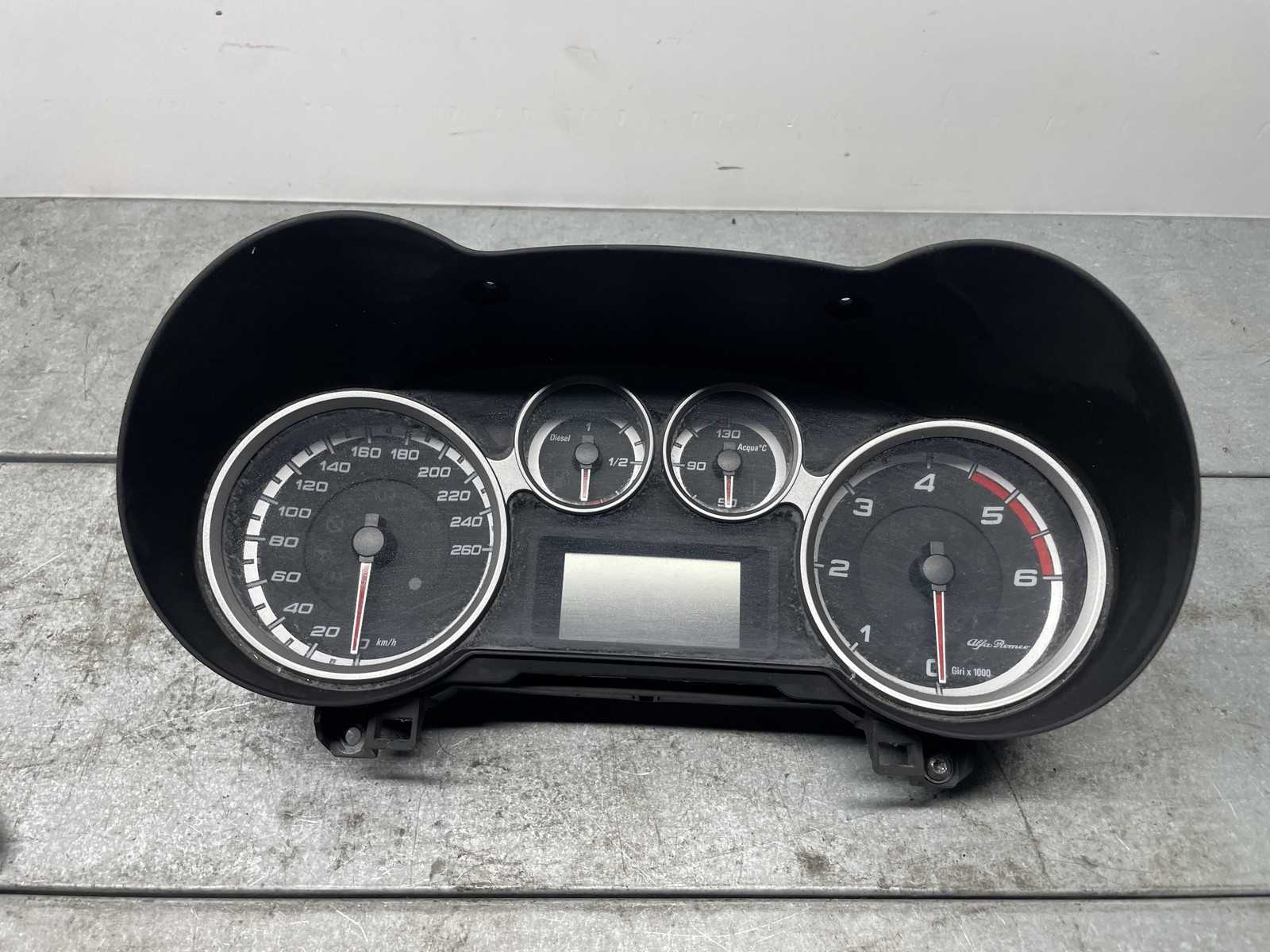 Quadro strumenti compl. - Immagine 1 di 8