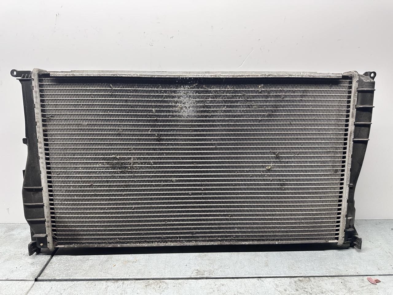 Radiatore 3052883 Usato