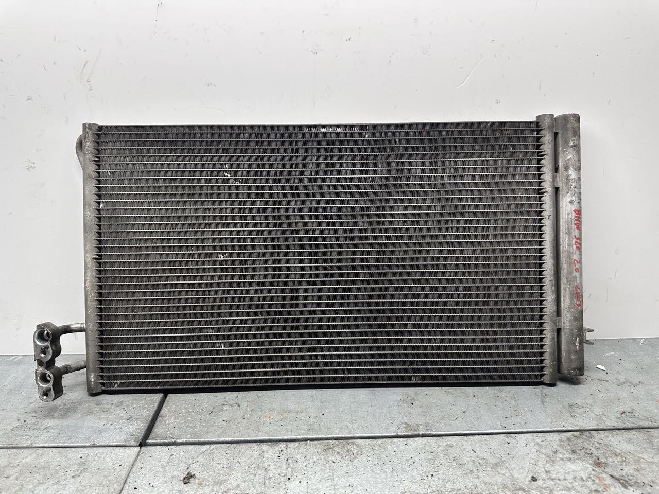 Condensatore a/c - Immagine 1 di 4