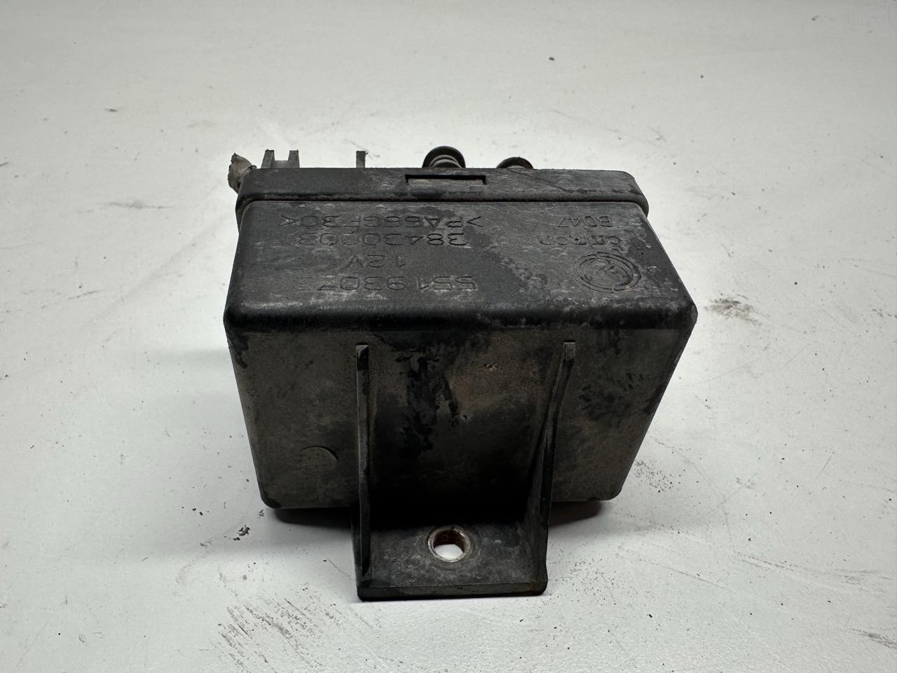 Relè Preriscaldamento Candelette 55193073 Usato