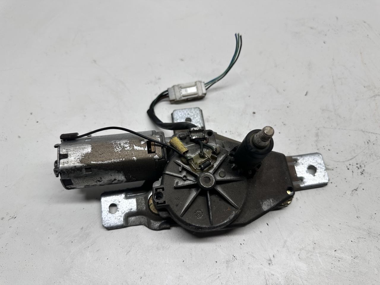 Motorino tergilunotto - Immagine 1 di 3