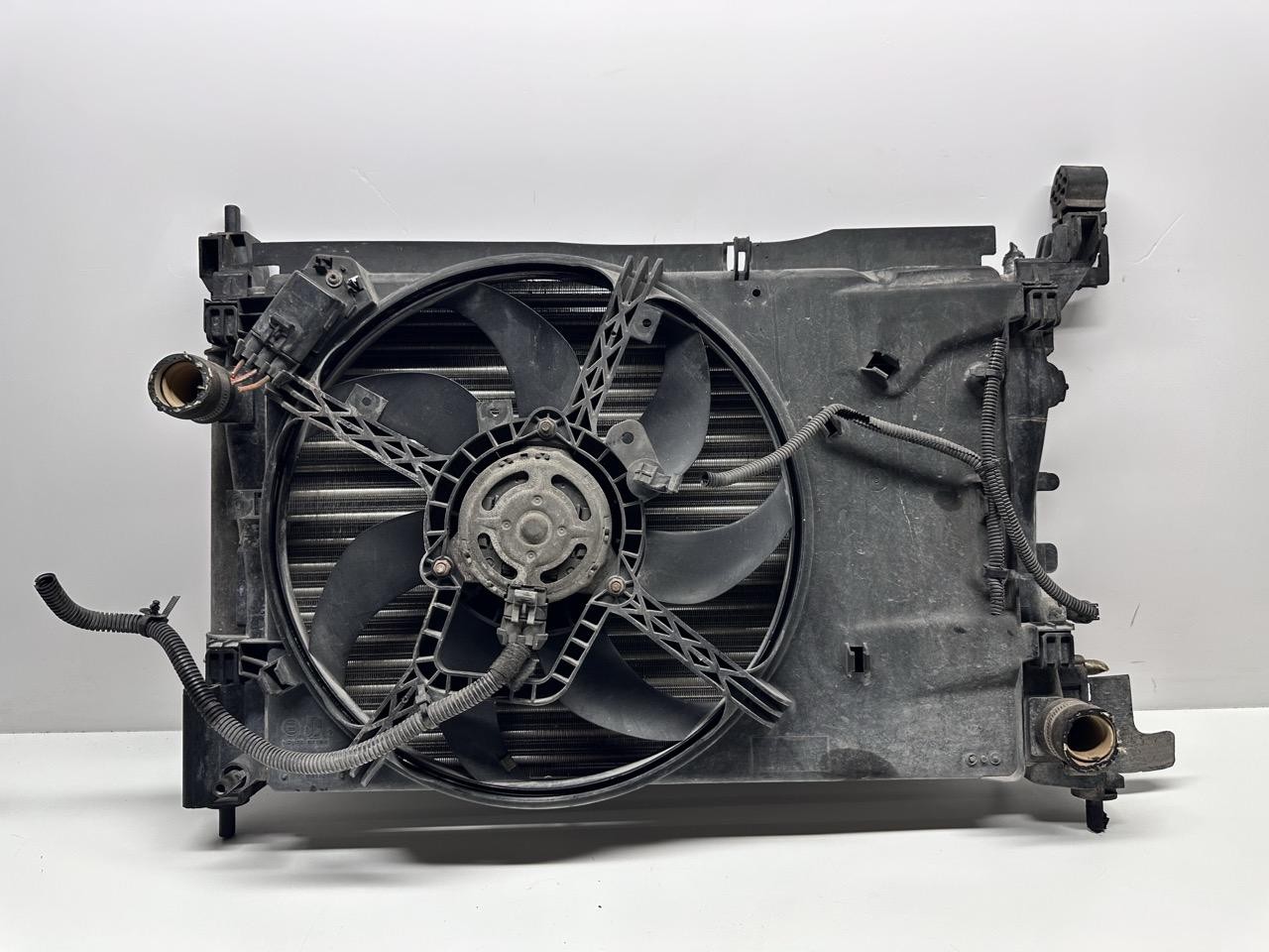 Kit Radiatori 560961104 Usato