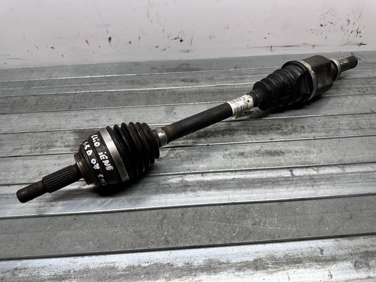 Semiasse Anteriore Sinistro - Immagine 1 di 3