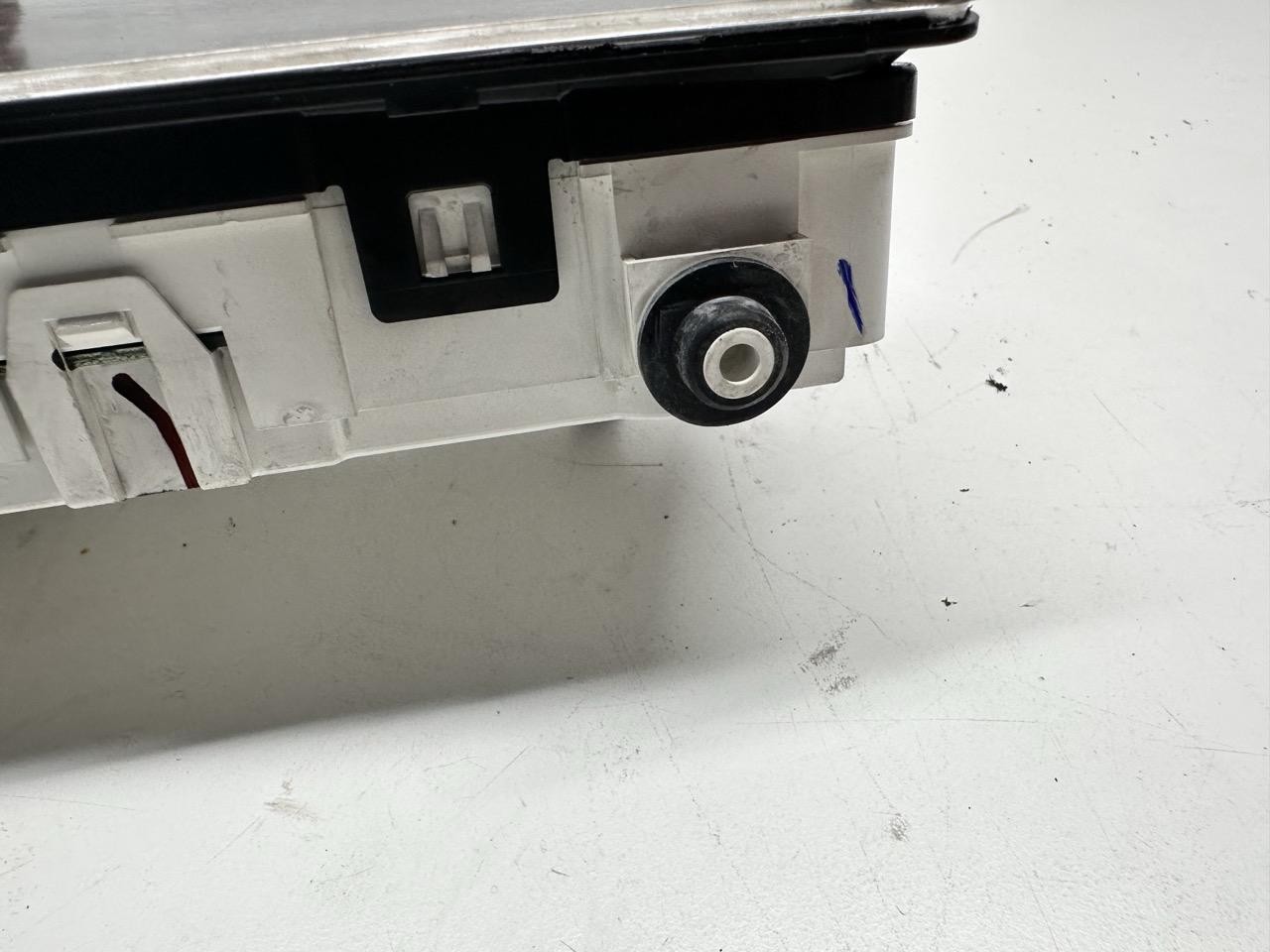 Miniatura 9