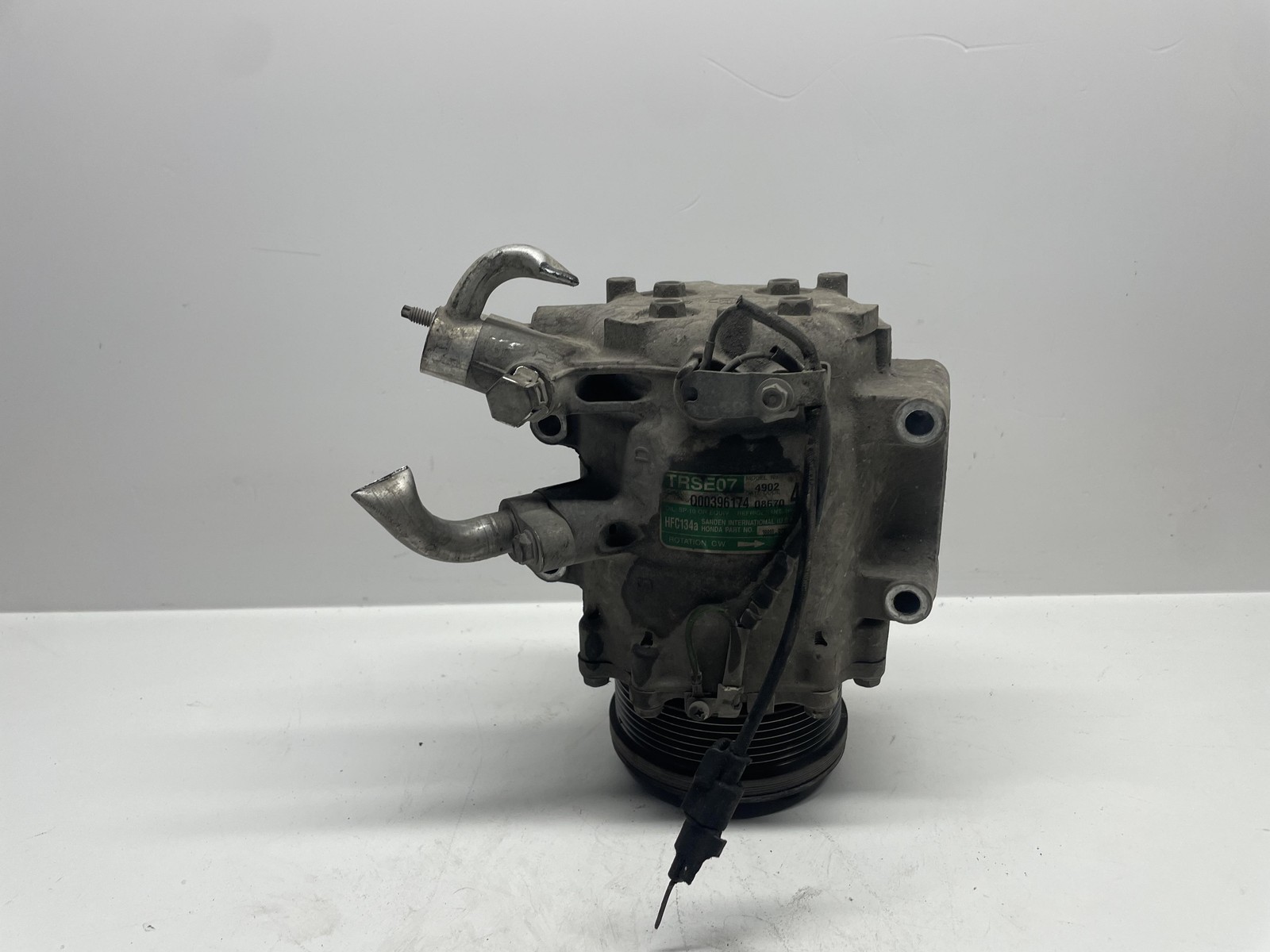 Compressore a/c - Immagine 1 di 5