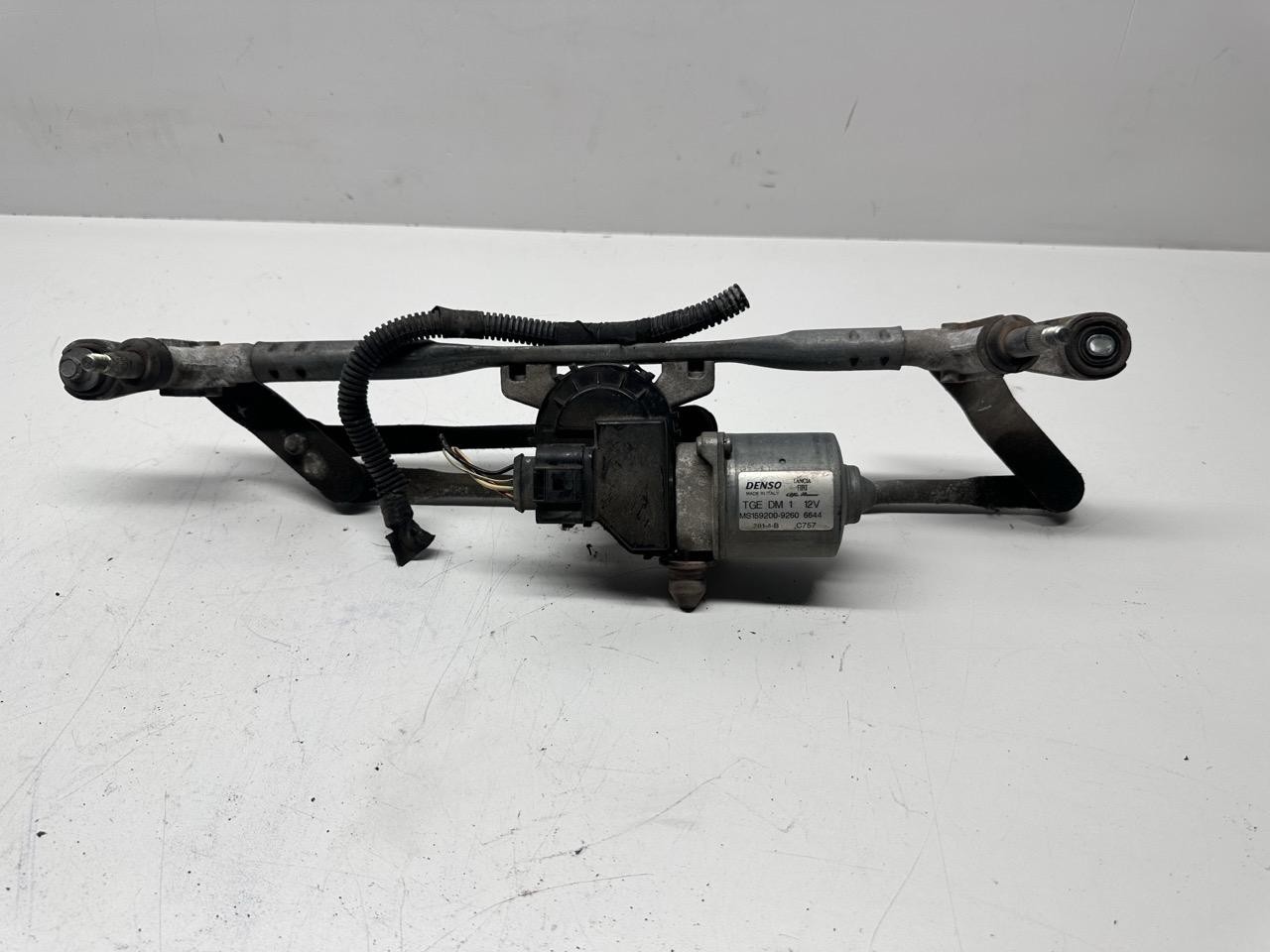 Tergiparabrezza Con Motorino MS1592009260 Usato