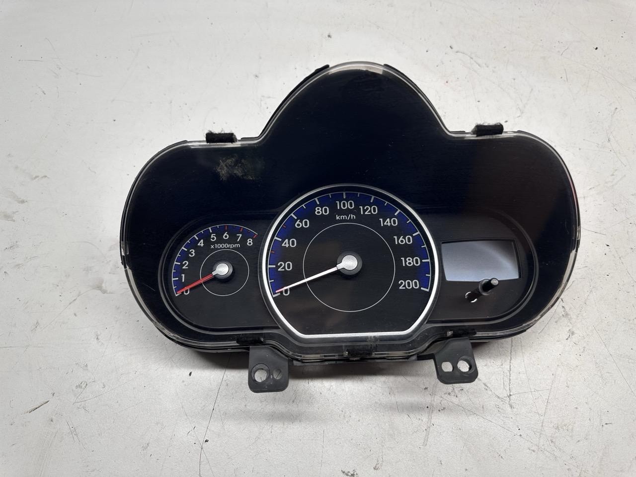 Quadro strumenti compl. - Immagine 1 di 4