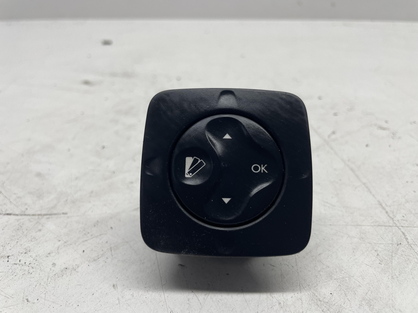 Joystick Controller 283950001R Usato