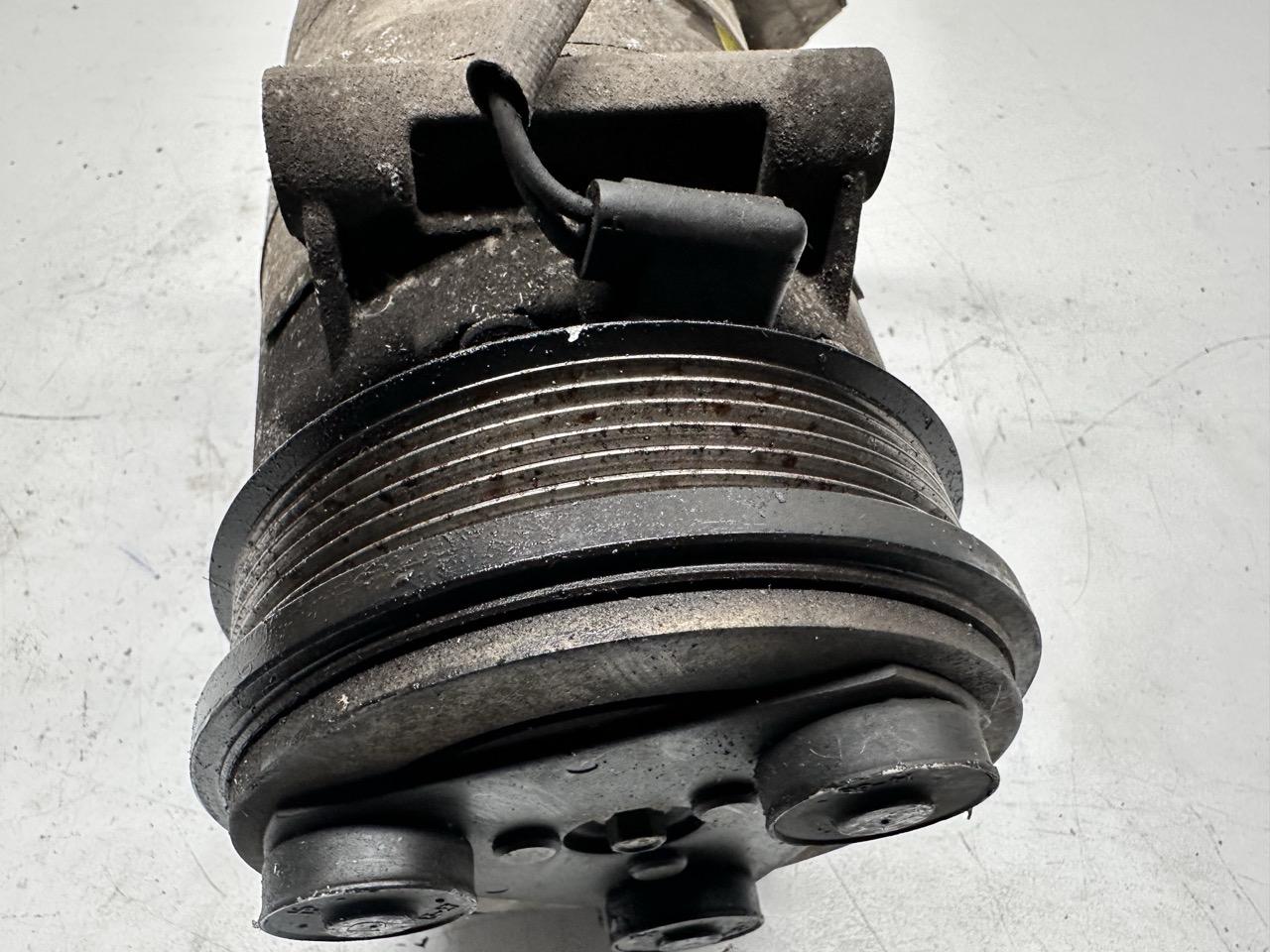 Compressore a/c - Immagine 1 di 7