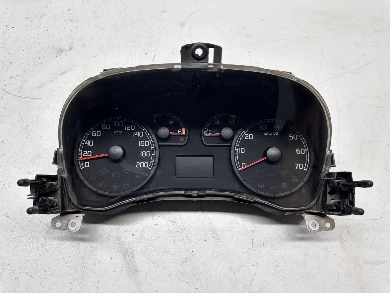 Quadro strumenti compl. - Immagine 1 di 6