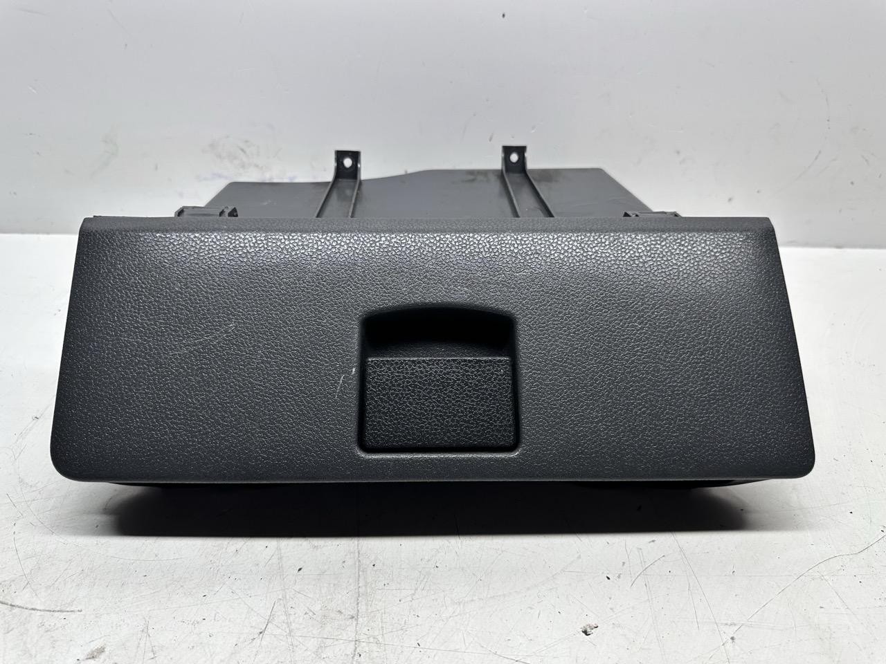 cassetto portaoggetti inf. plancia - Immagine 1 di 9